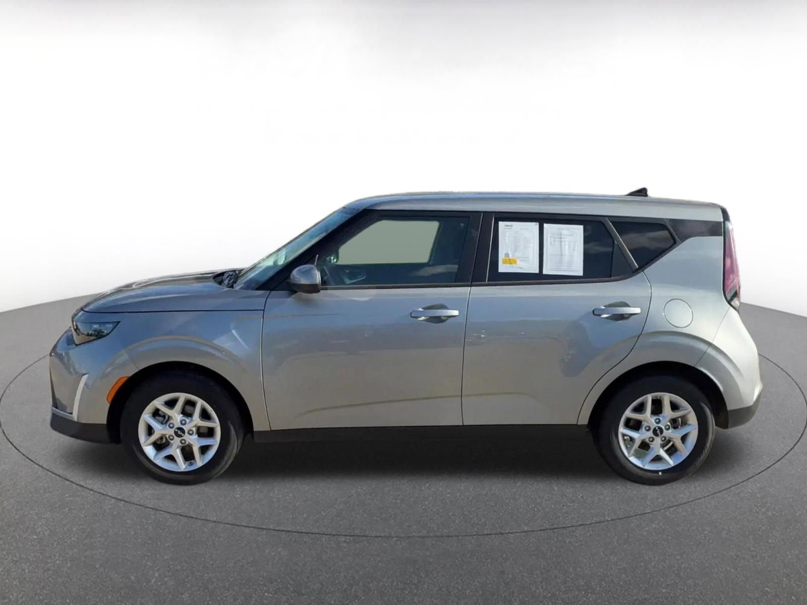 Thumbnail: 2025 Kia Soul - 9