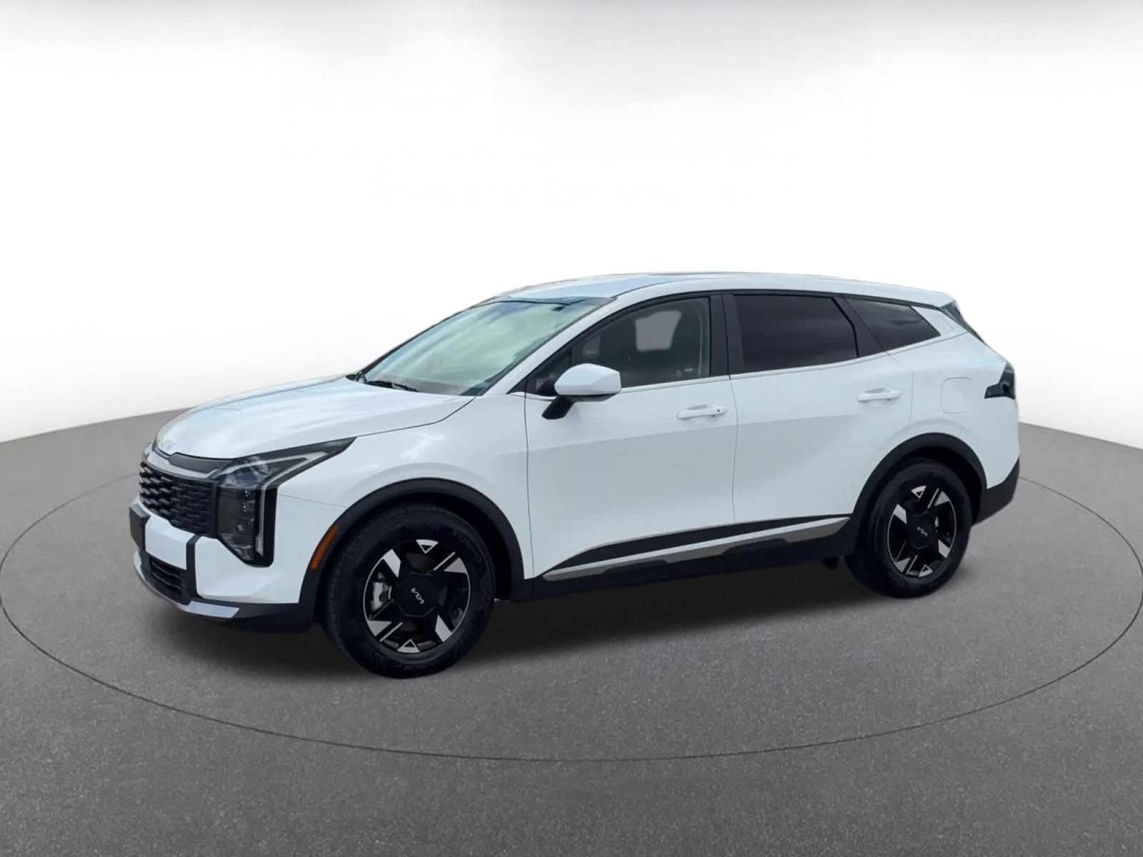Thumbnail: 2026 Kia Sportage - 8