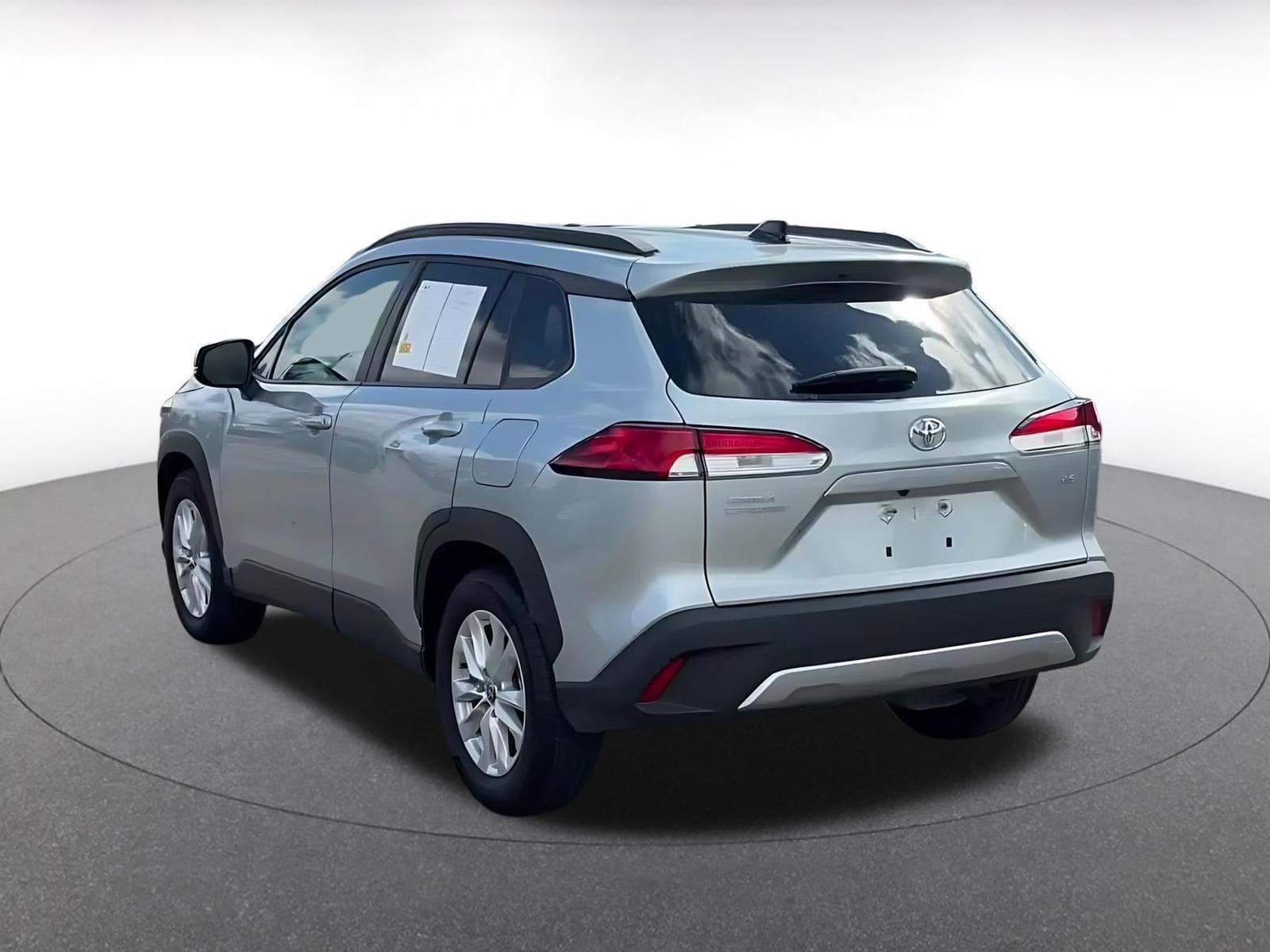 Thumbnail: 2025 Toyota Corolla Cross - 11
