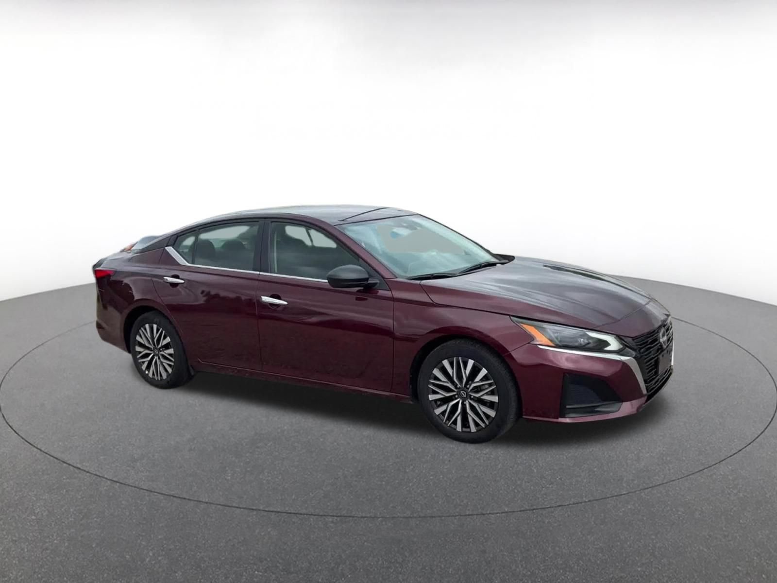 Thumbnail: 2025 Nissan Altima - 2