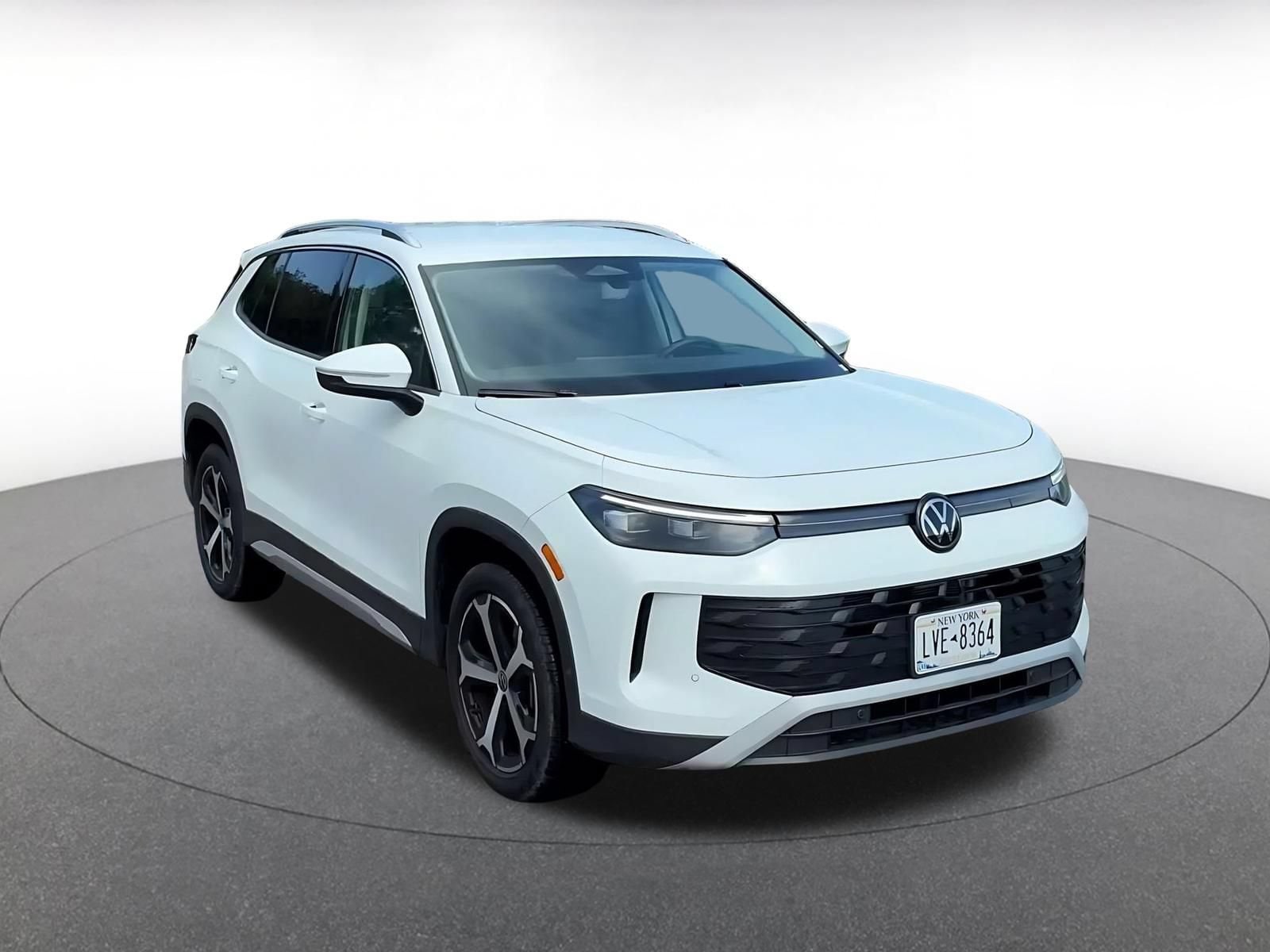 Thumbnail: 2026 Volkswagen Tiguan - 3
