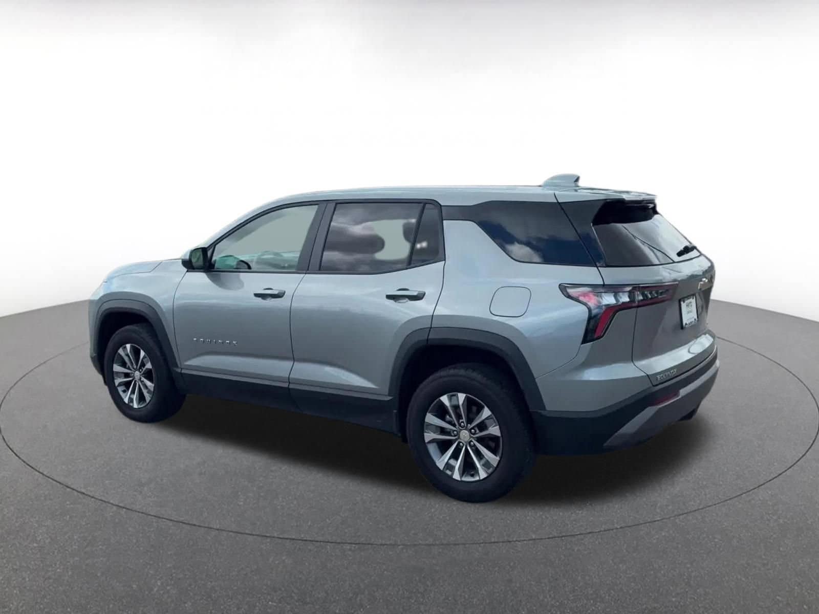 Thumbnail: 2025 Chevrolet Equinox - 10