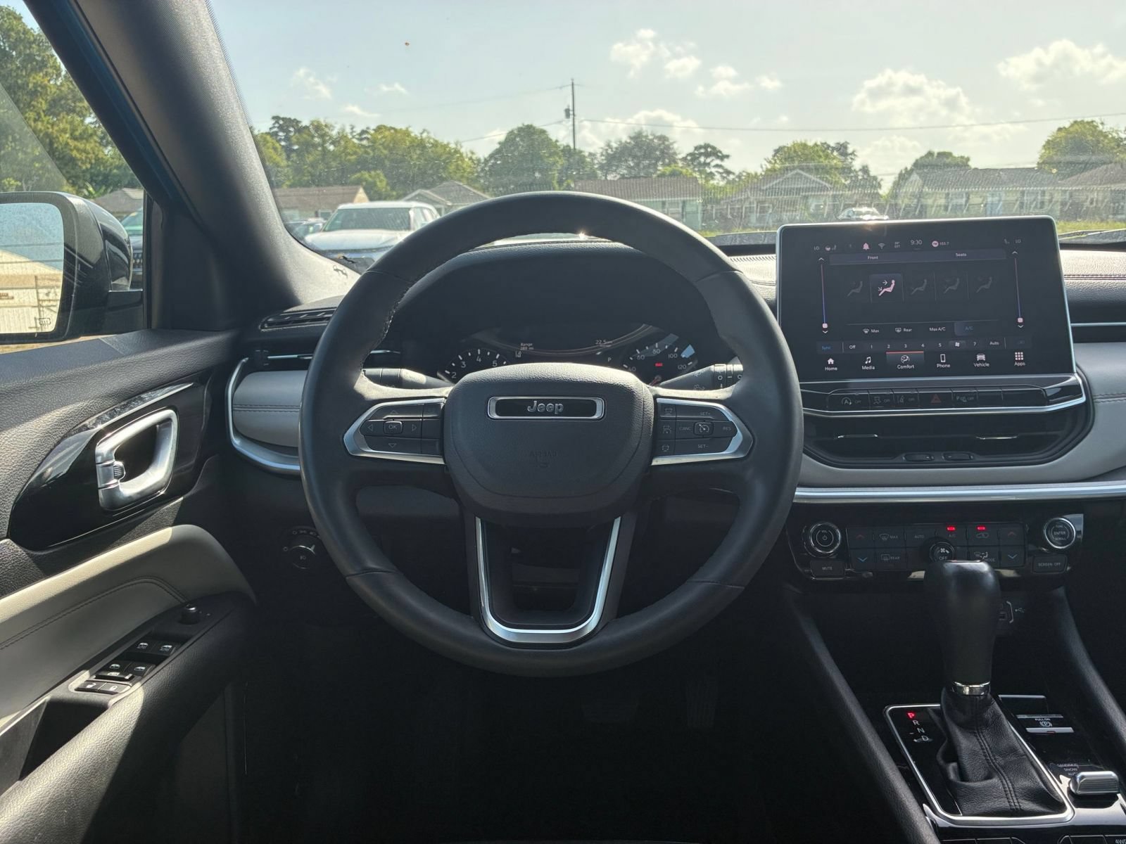 Thumbnail: 2025 Jeep Compass - 30