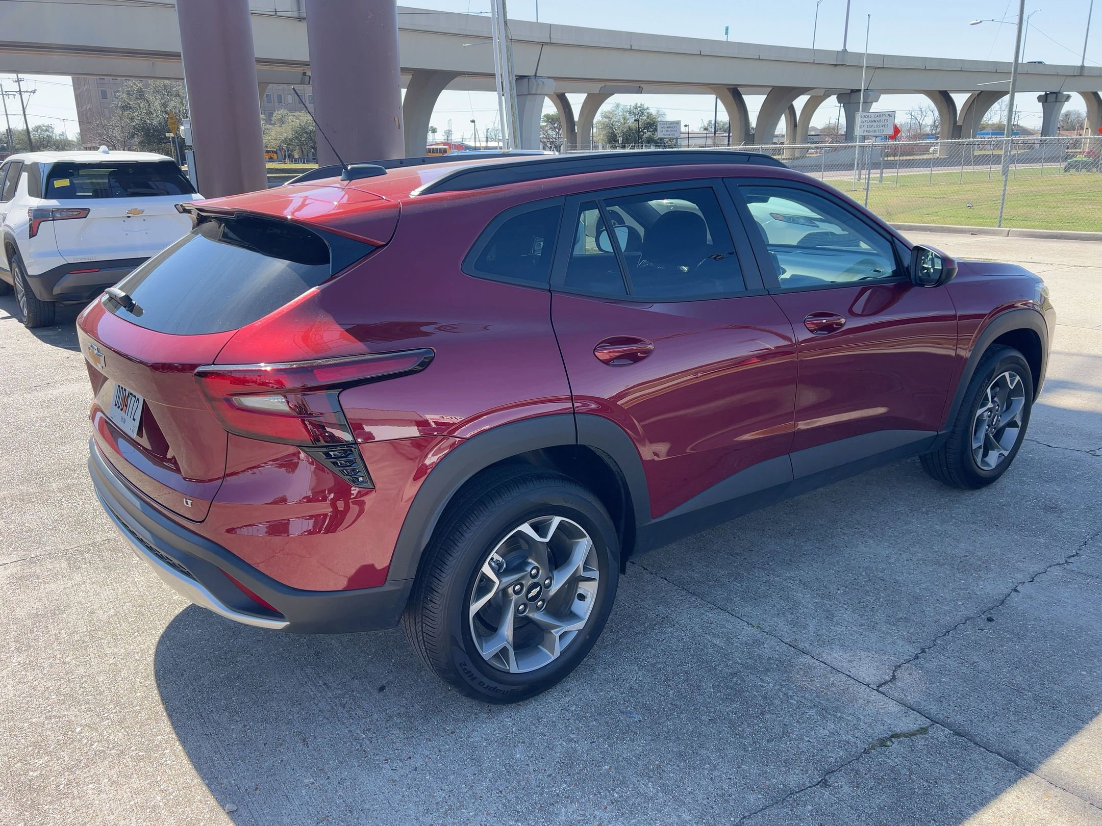 Thumbnail: 2025 Chevrolet Trax - 2