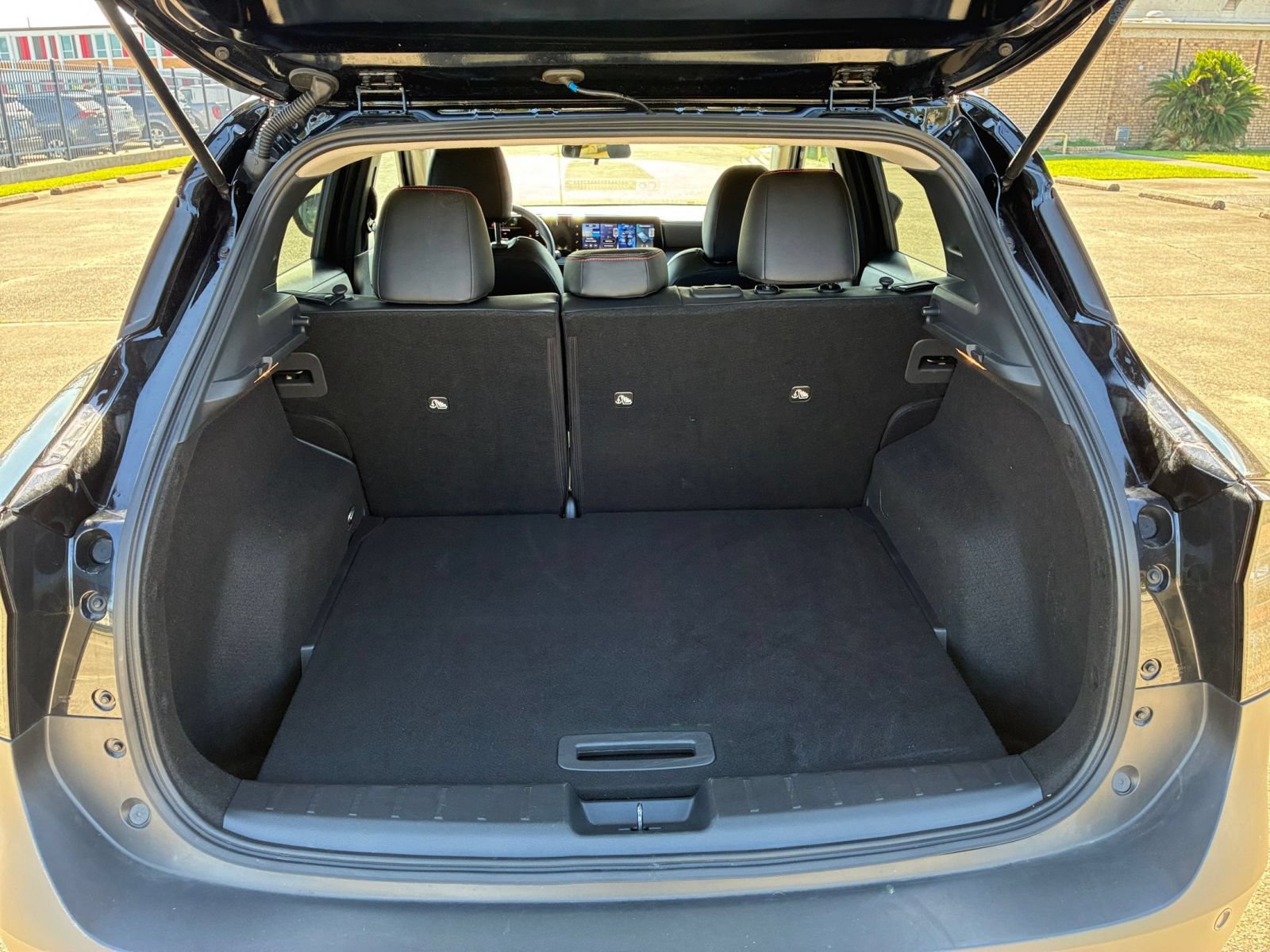 Thumbnail: 2026 Nissan Kicks - 29