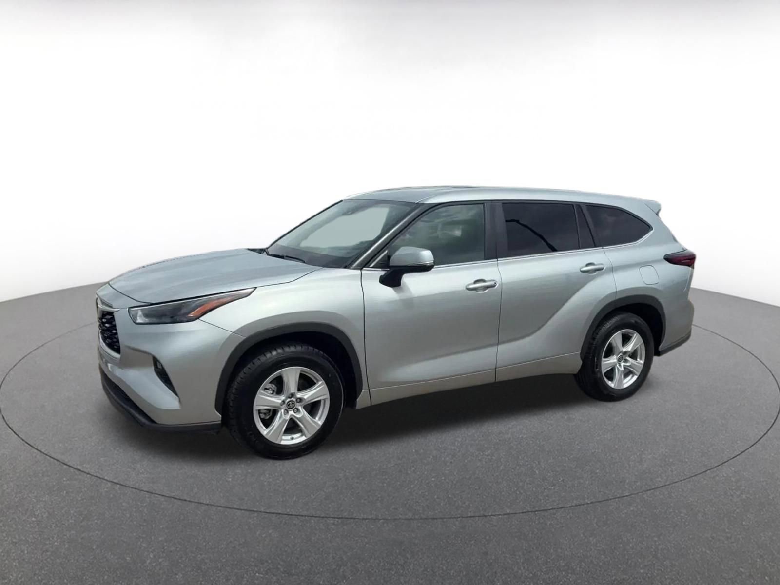 Thumbnail: 2025 Toyota Highlander - 8