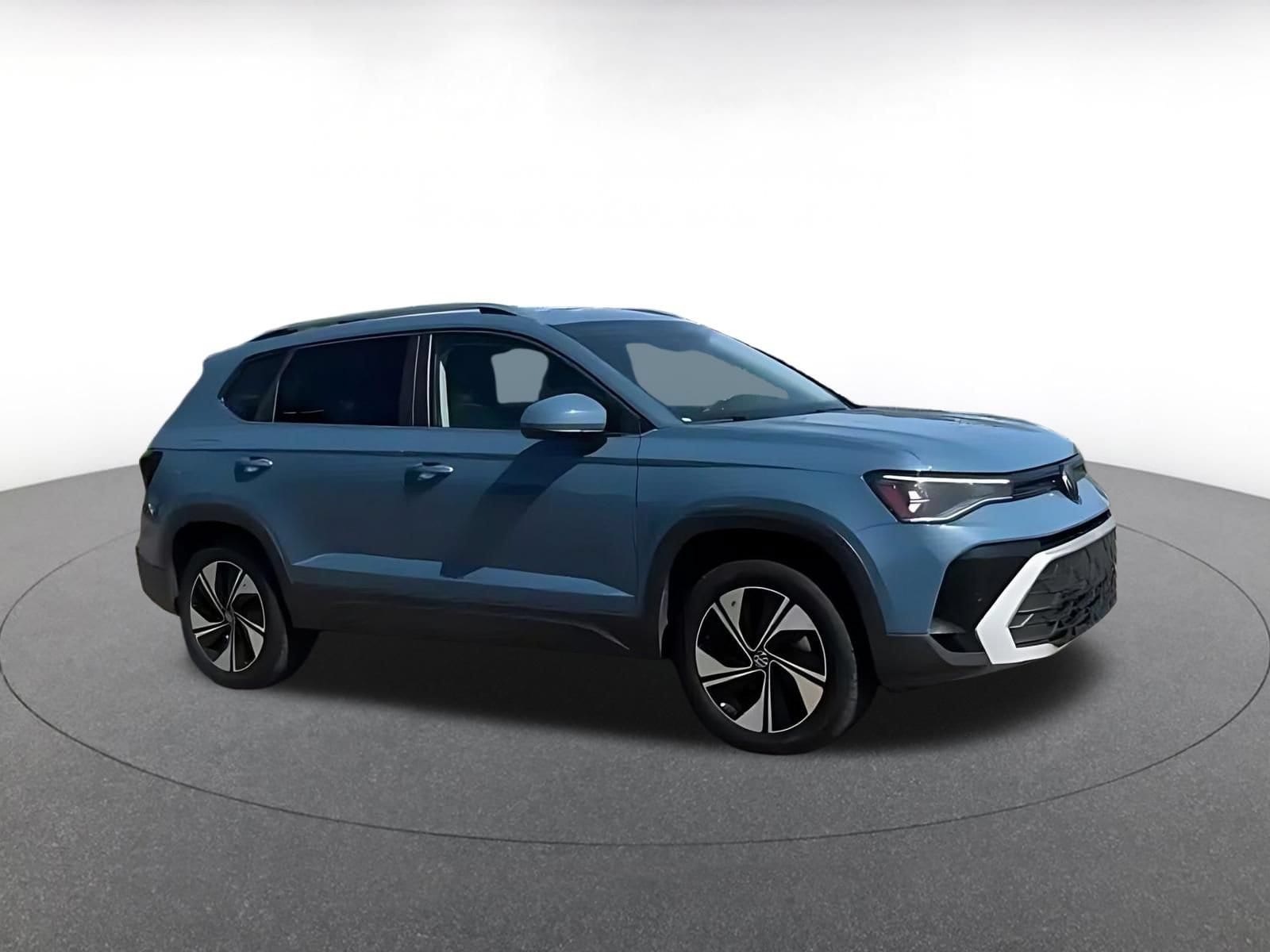 Thumbnail: 2026 Volkswagen Taos - 2