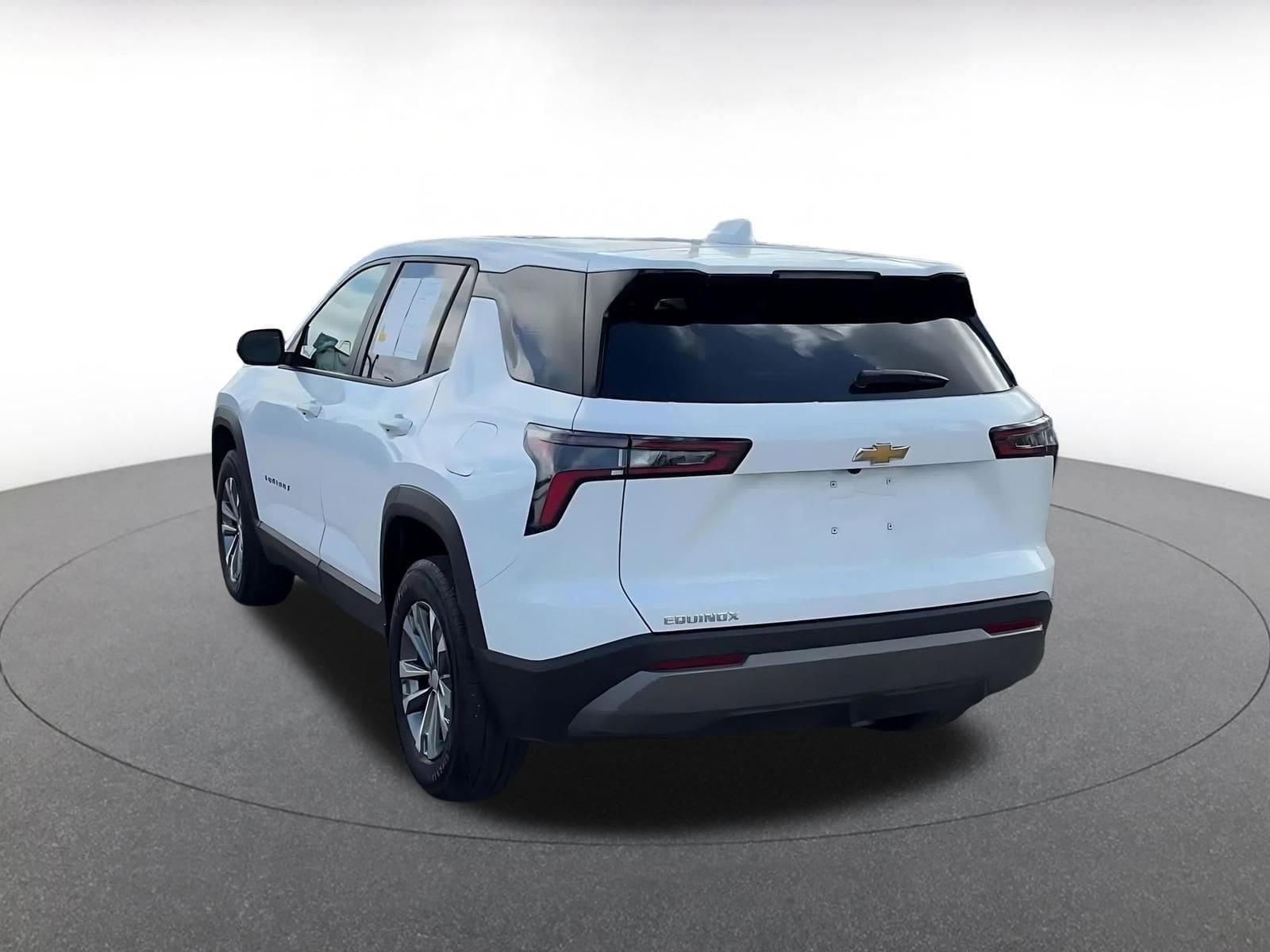 Thumbnail: 2025 Chevrolet Equinox - 11