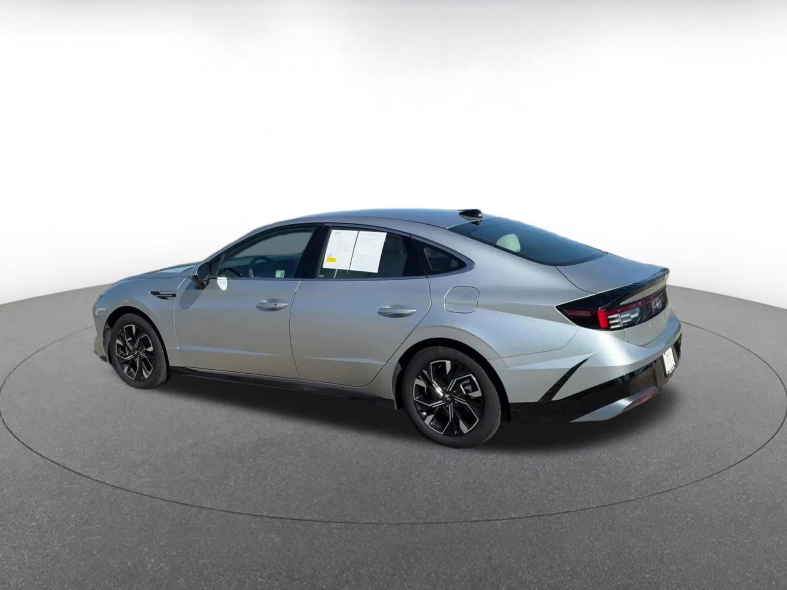 Thumbnail: 2025 Hyundai Sonata - 10