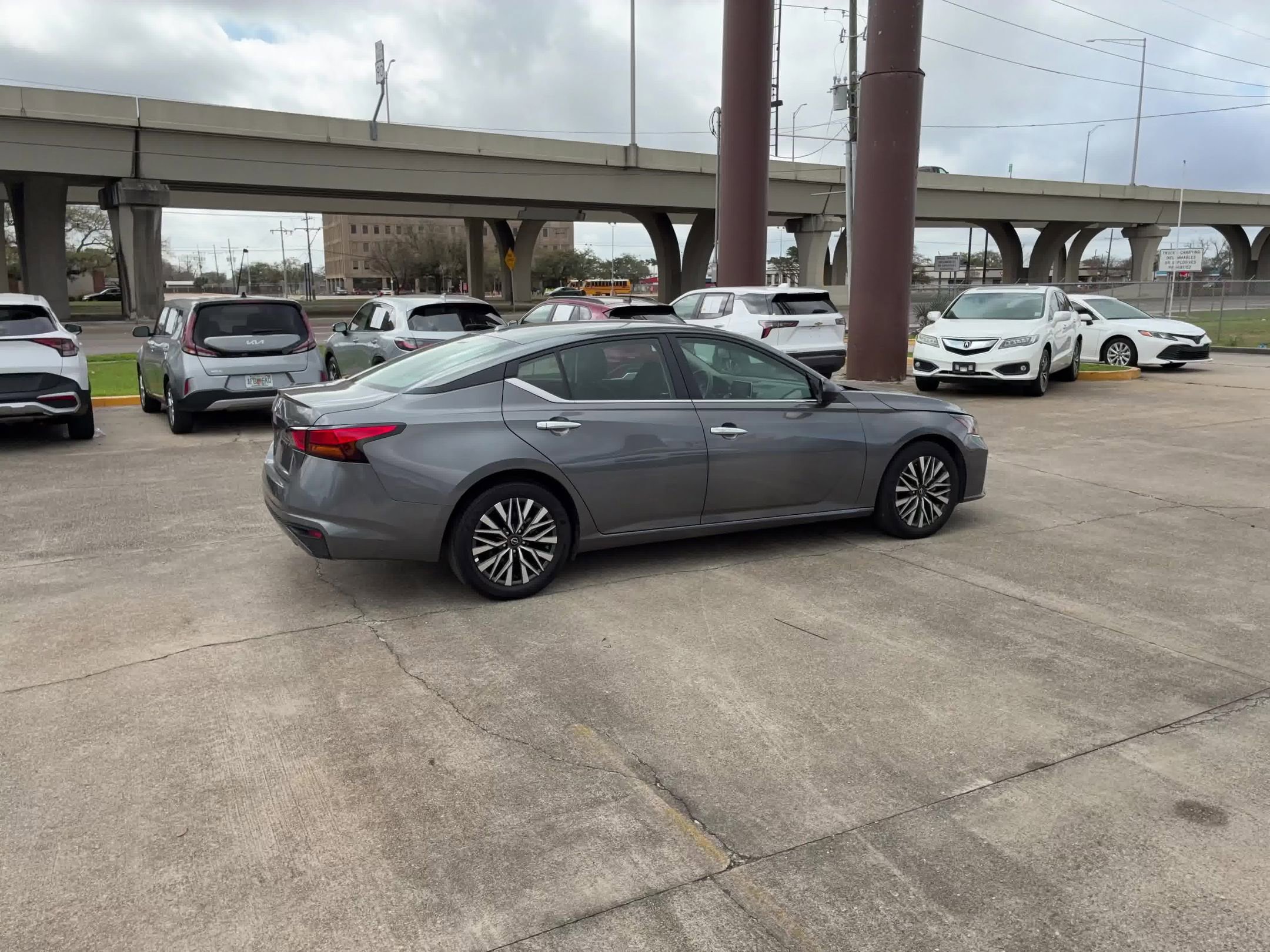 Thumbnail: 2025 Nissan Altima - 2