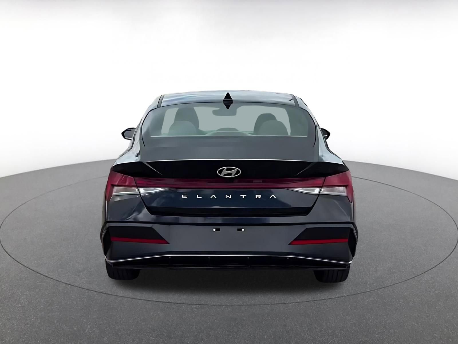 Thumbnail: 2025 Hyundai Elantra - 12
