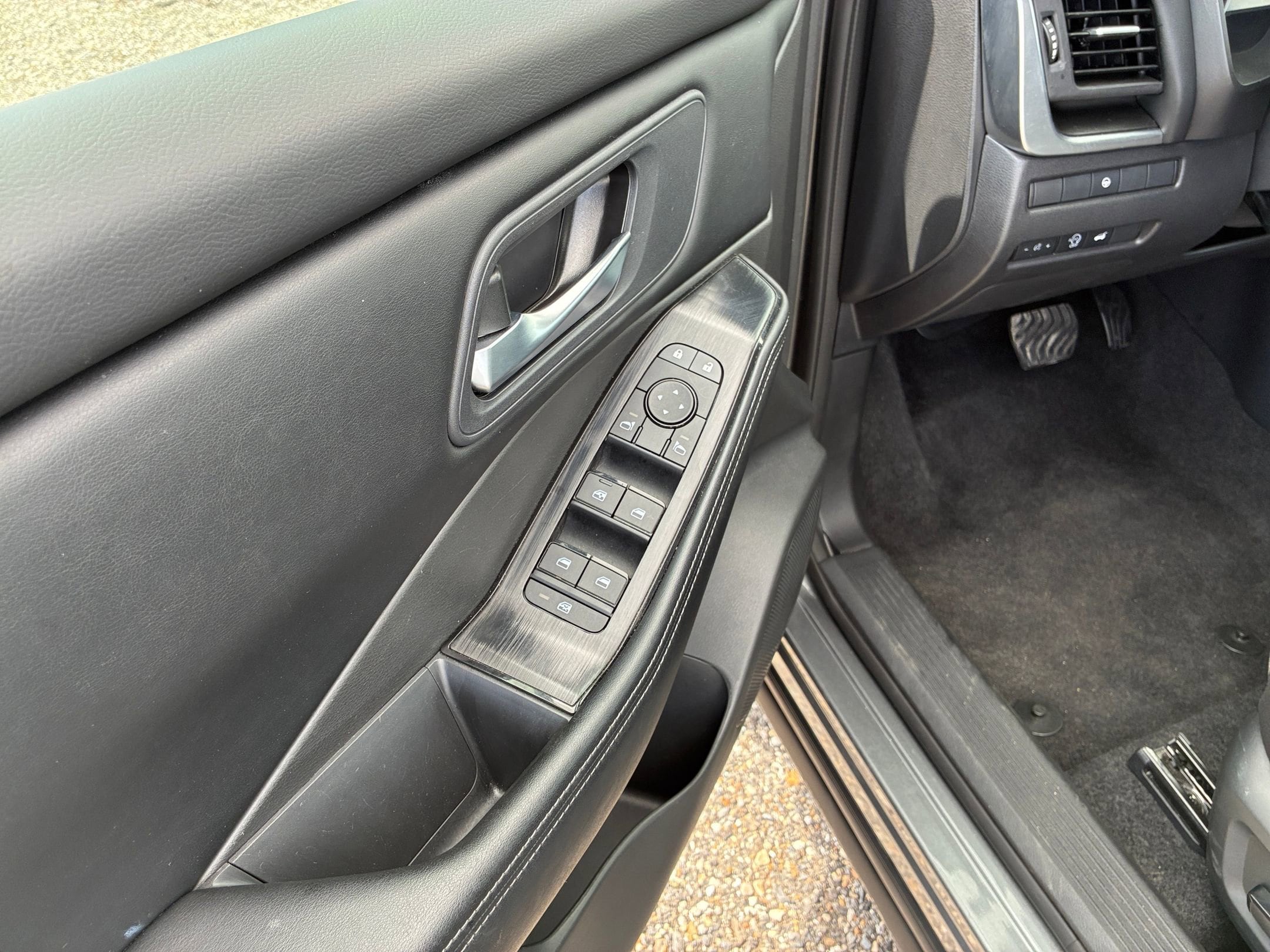 Thumbnail: 2025 Nissan Rogue - 15