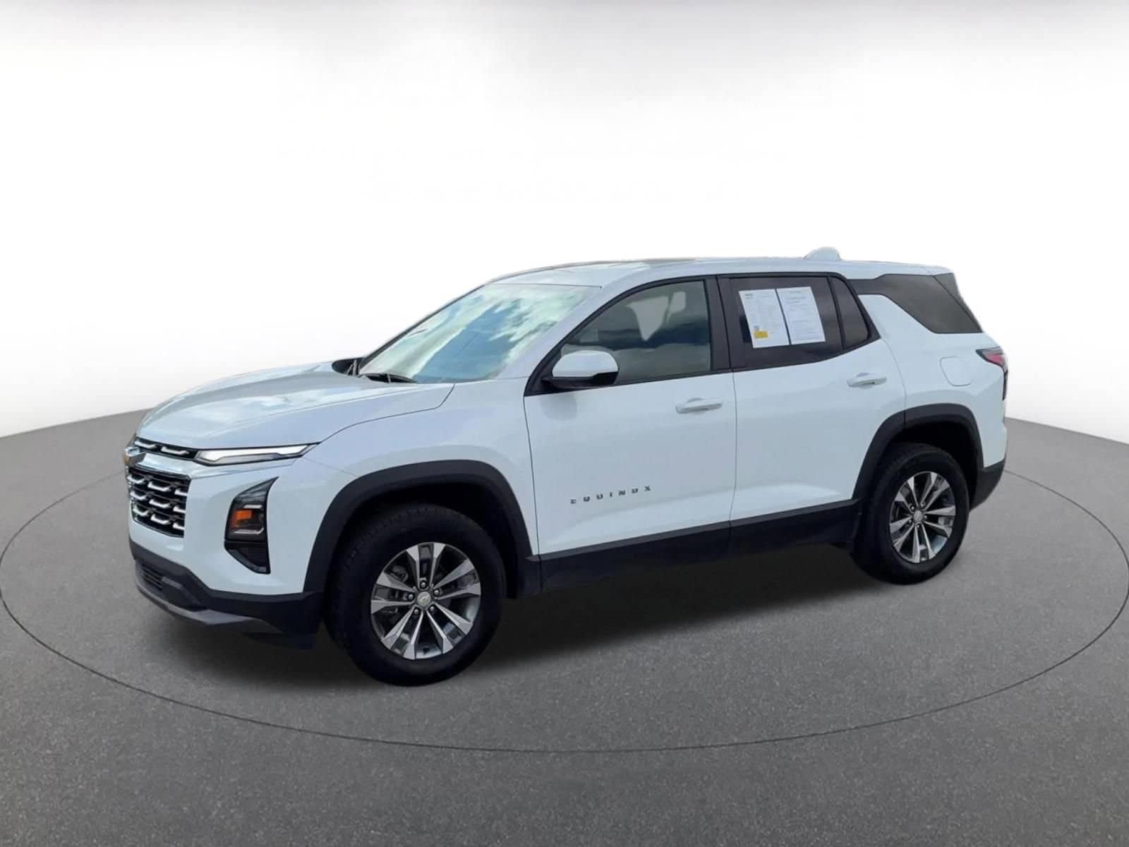 Thumbnail: 2025 Chevrolet Equinox - 8