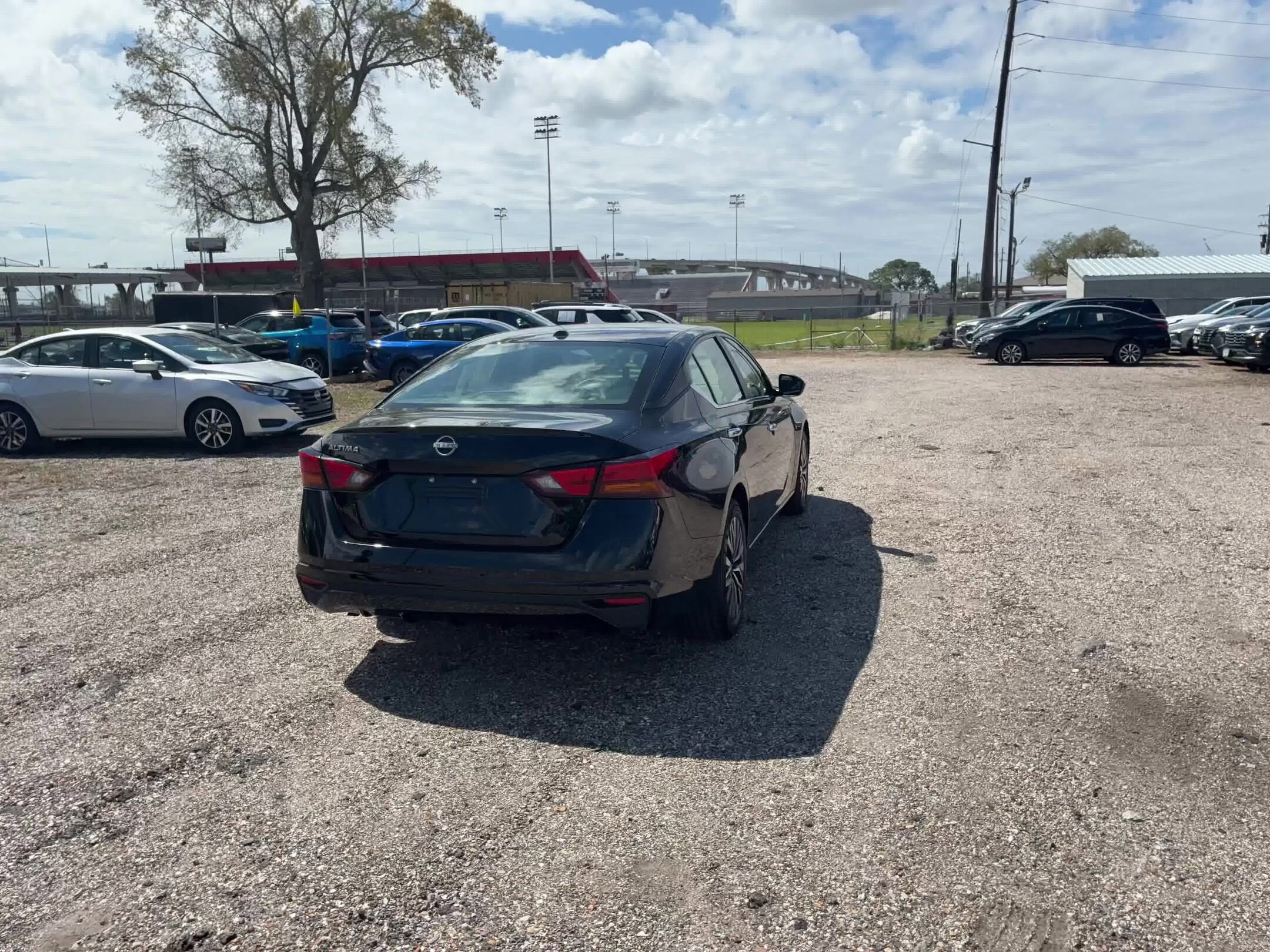 Thumbnail: 2025 Nissan Altima - 2