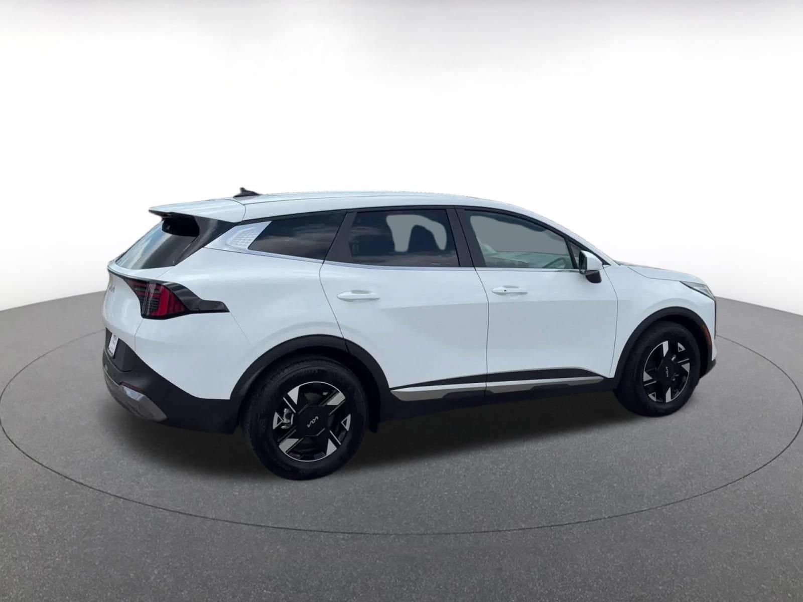 Thumbnail: 2026 Kia Sportage - 15