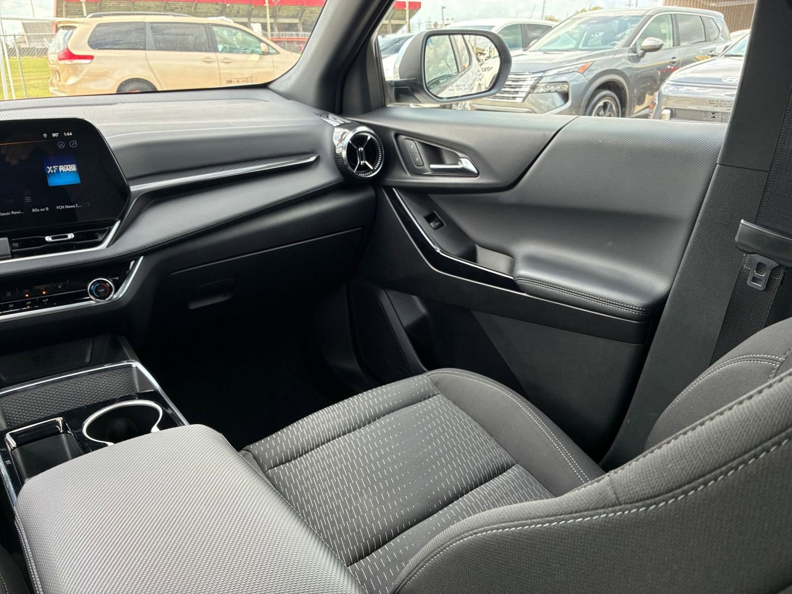 Thumbnail: 2025 Chevrolet Equinox - 35