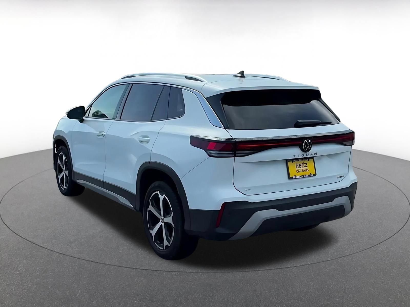 Thumbnail: 2026 Volkswagen Tiguan - 11