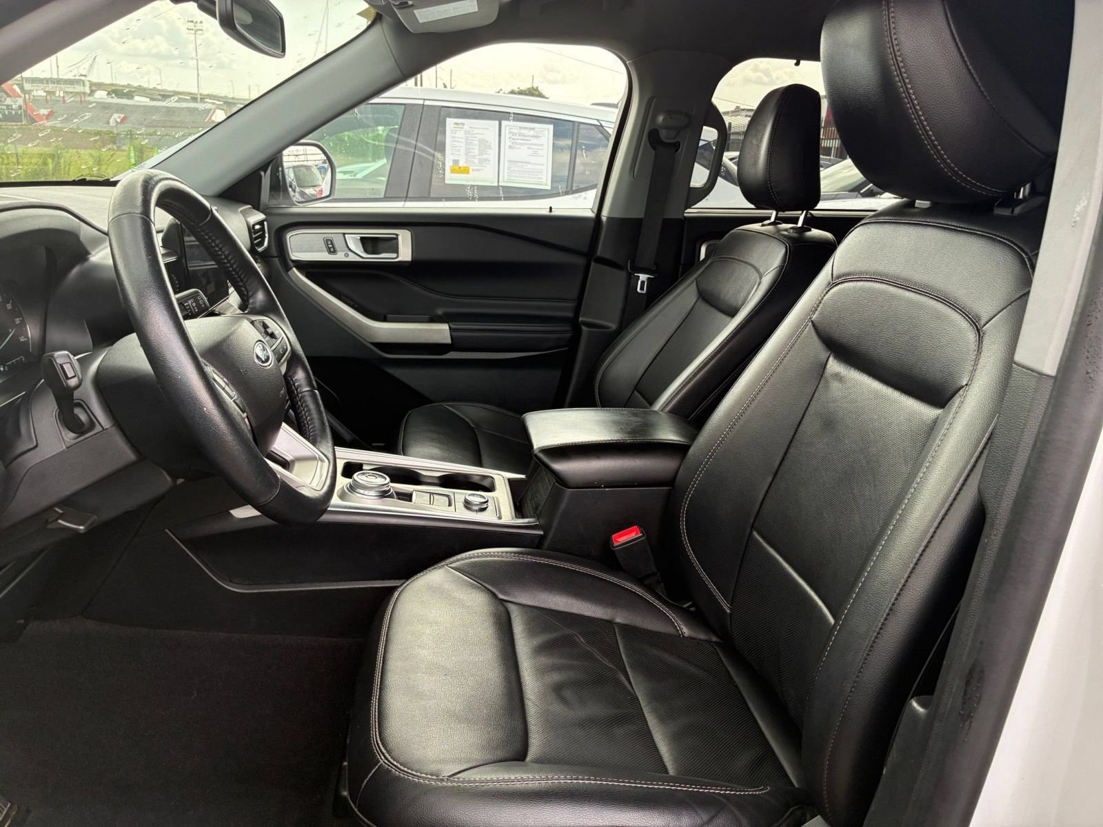 Thumbnail: 2023 Ford Explorer - 25