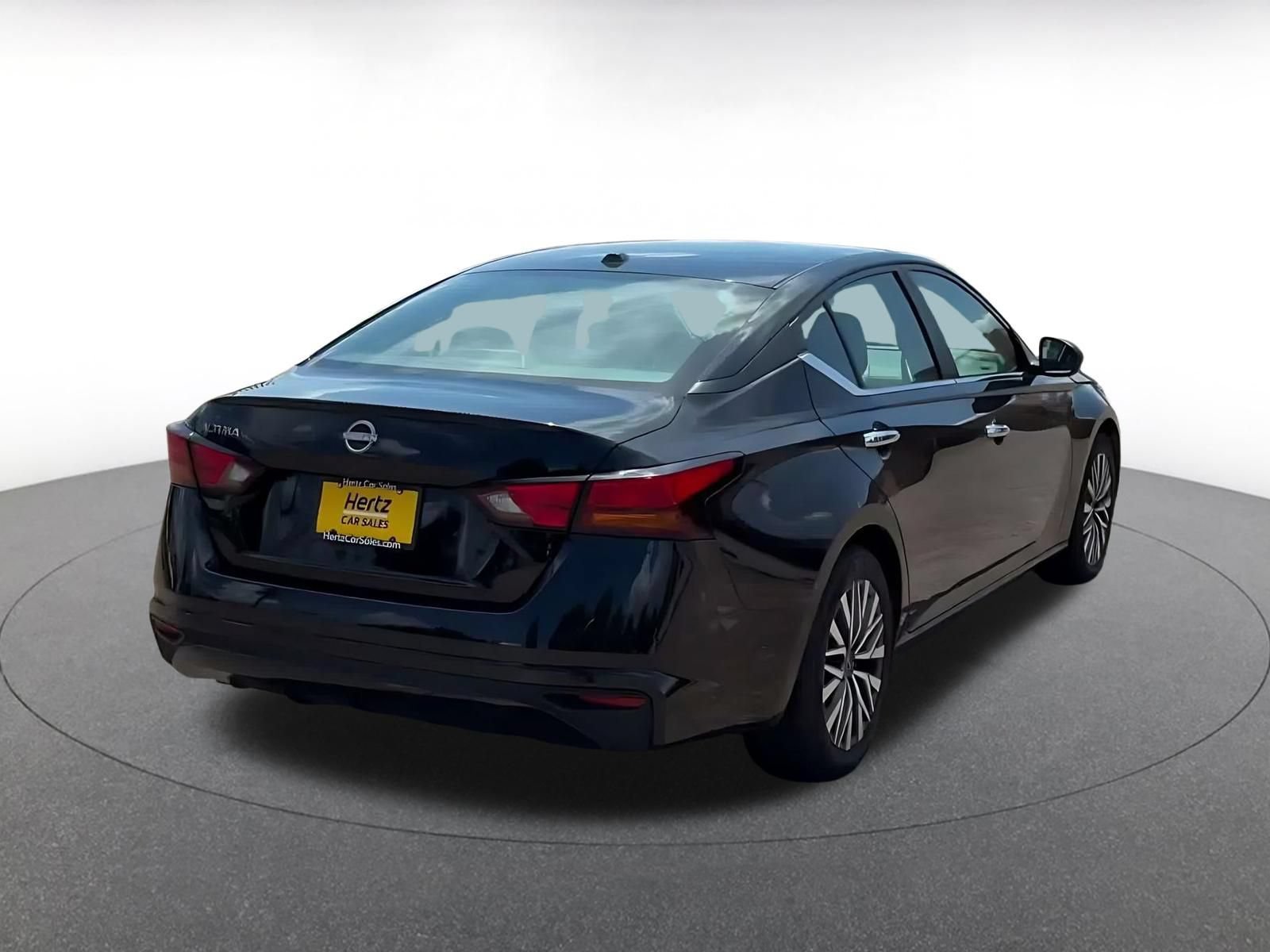 Thumbnail: 2025 Nissan Altima - 14