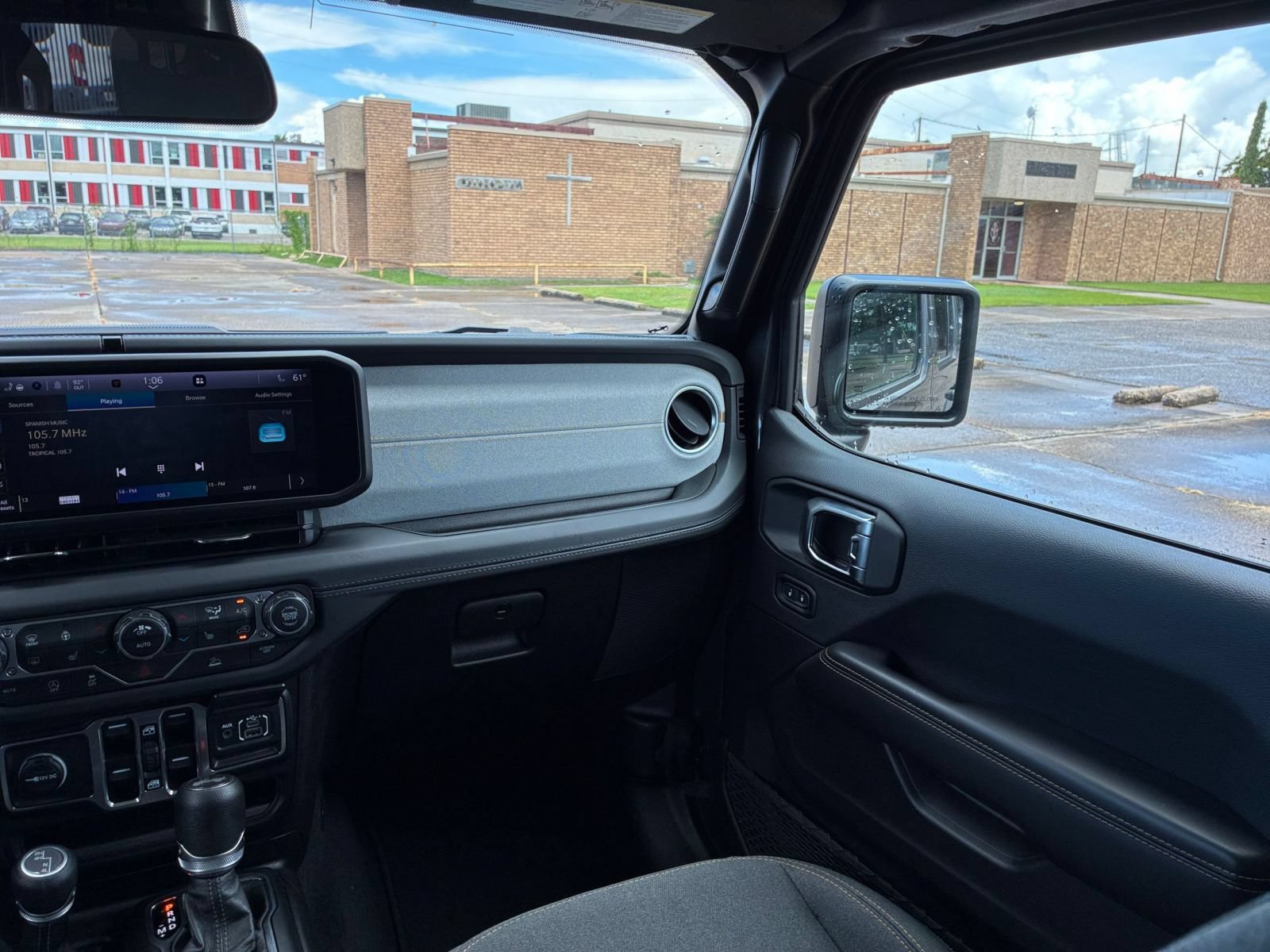 Thumbnail: 2025 Jeep Wrangler - 35