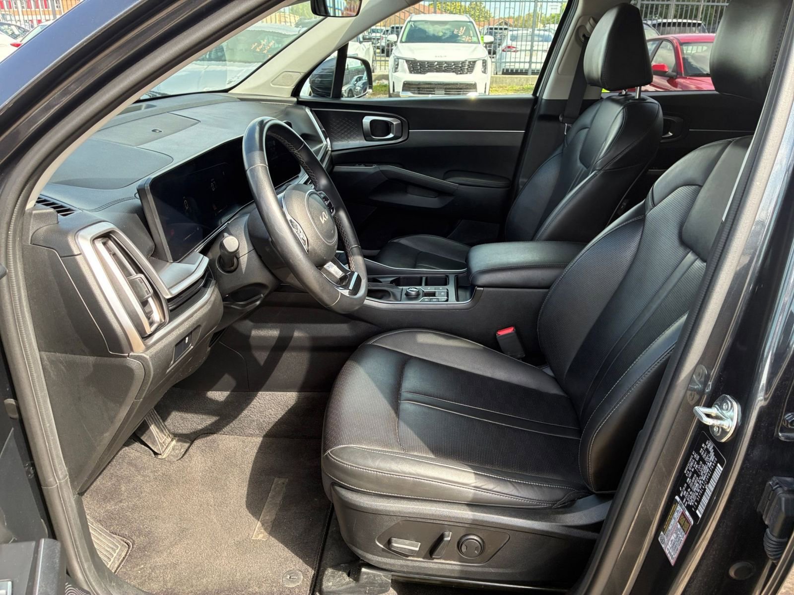 Thumbnail: 2024 Kia Sorento - 27