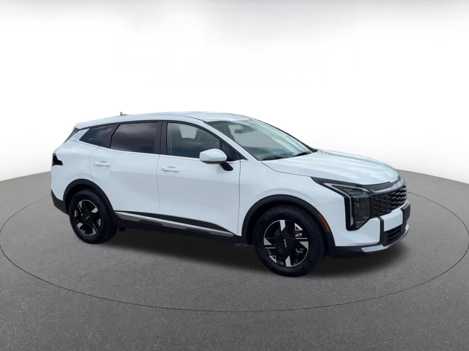 Thumbnail: 2026 Kia Sportage - 2