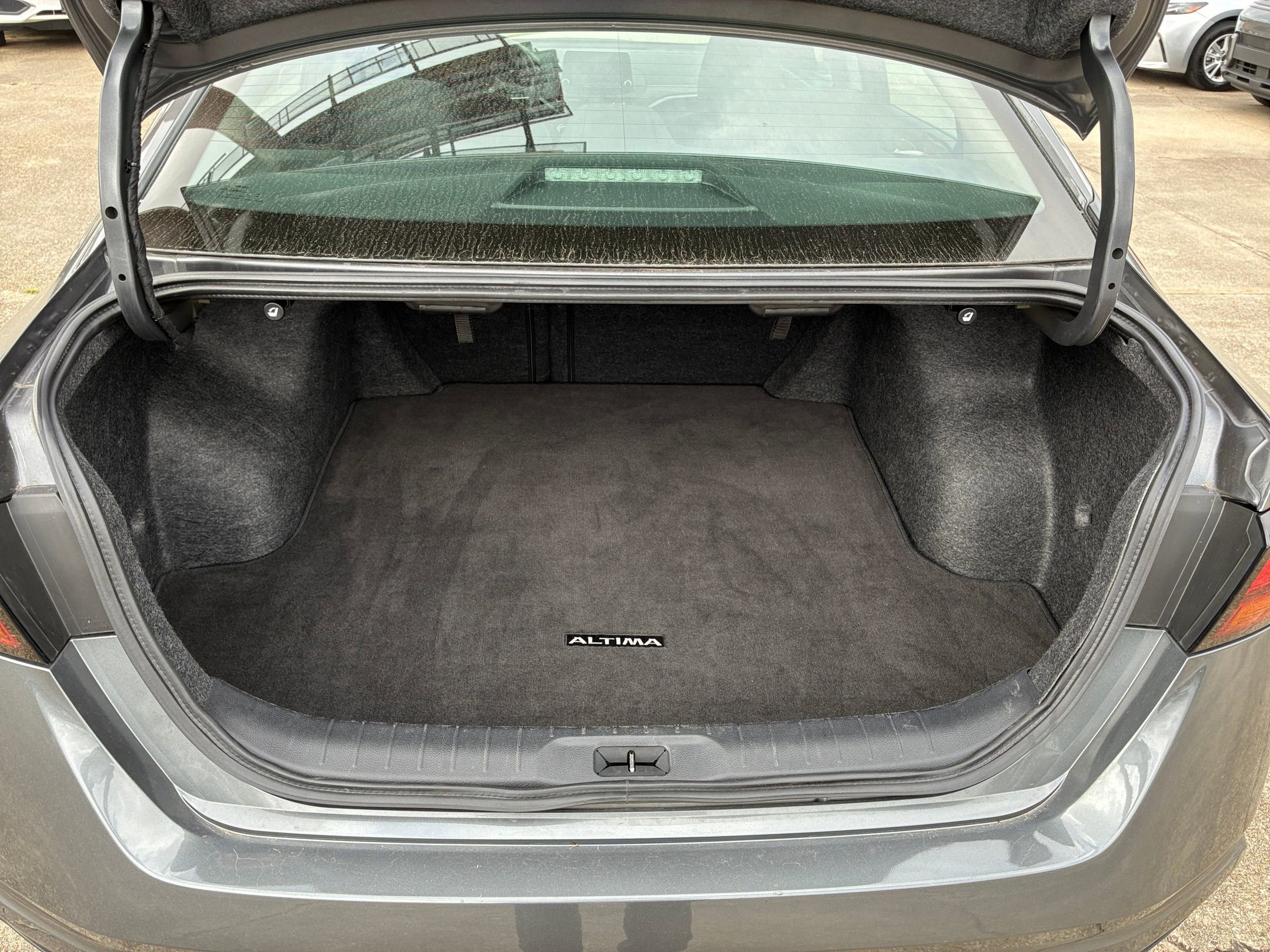 Thumbnail: 2025 Nissan Altima - 26