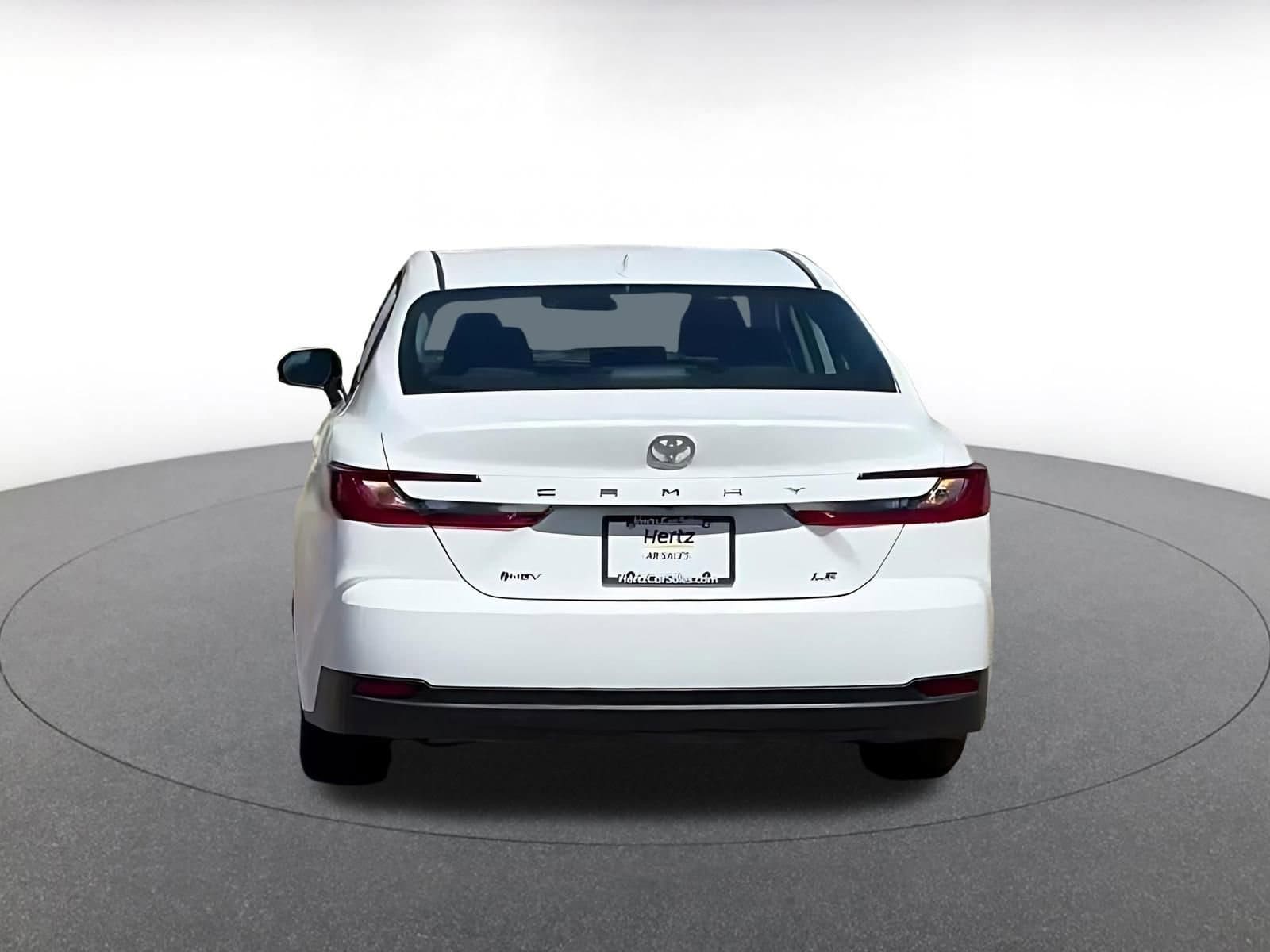 Thumbnail: 2025 Toyota Camry - 12