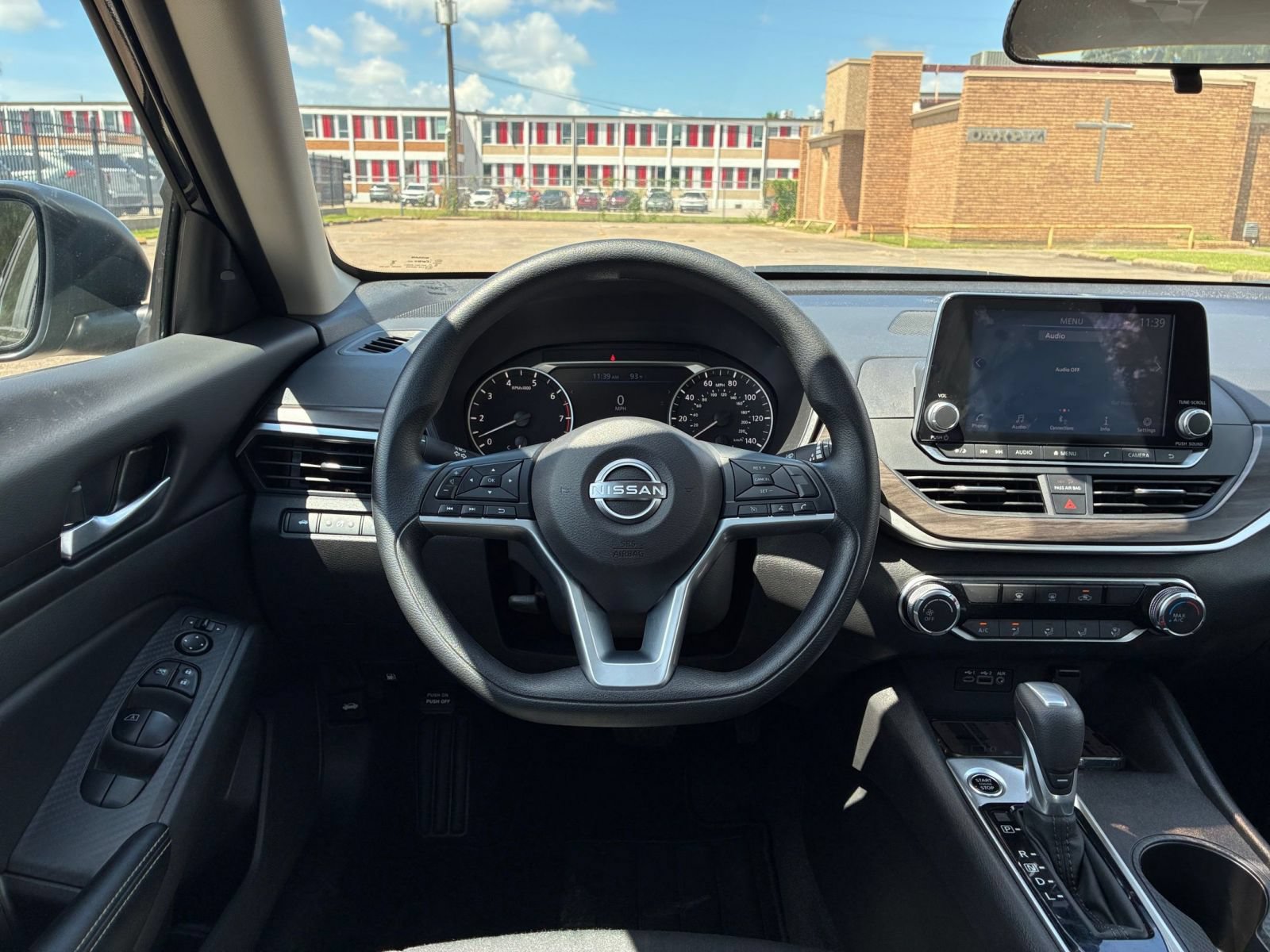 Thumbnail: 2025 Nissan Altima - 29