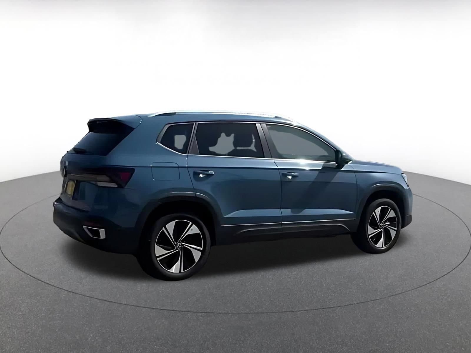 Thumbnail: 2026 Volkswagen Taos - 15