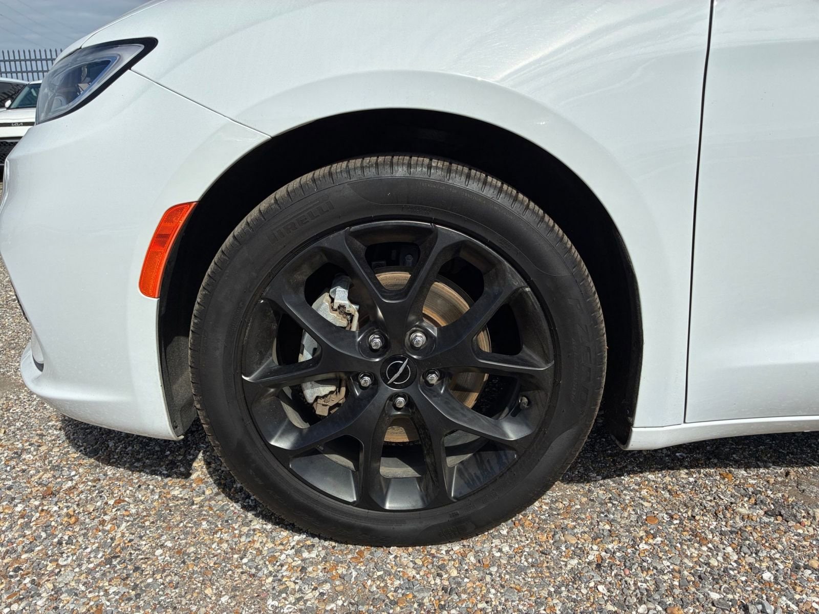 Thumbnail: 2025 Chrysler Pacifica - 35