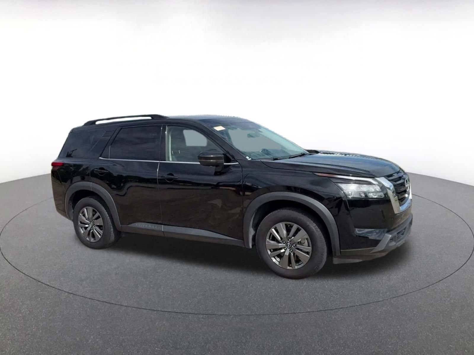 Thumbnail: 2025 Nissan Pathfinder - 2