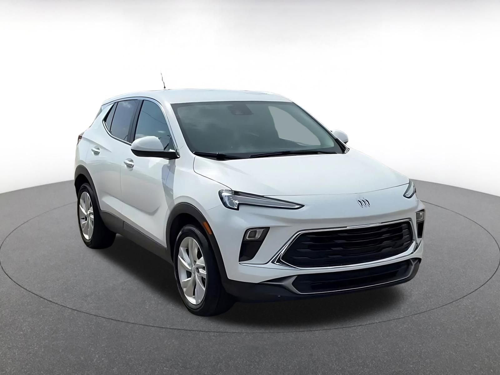 Thumbnail: 2025 Buick Encore GX - 3