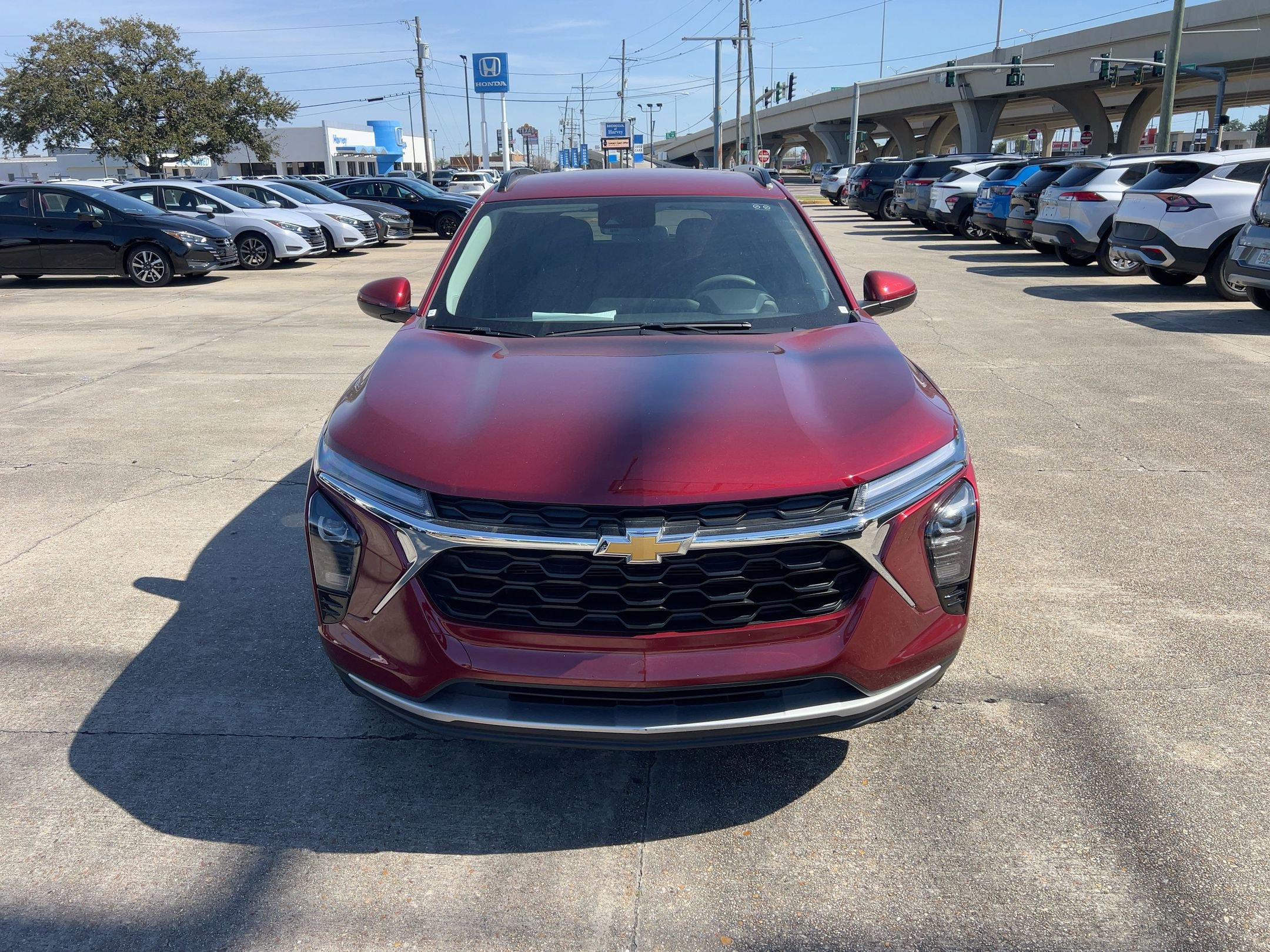 Thumbnail: 2025 Chevrolet Trax - 11