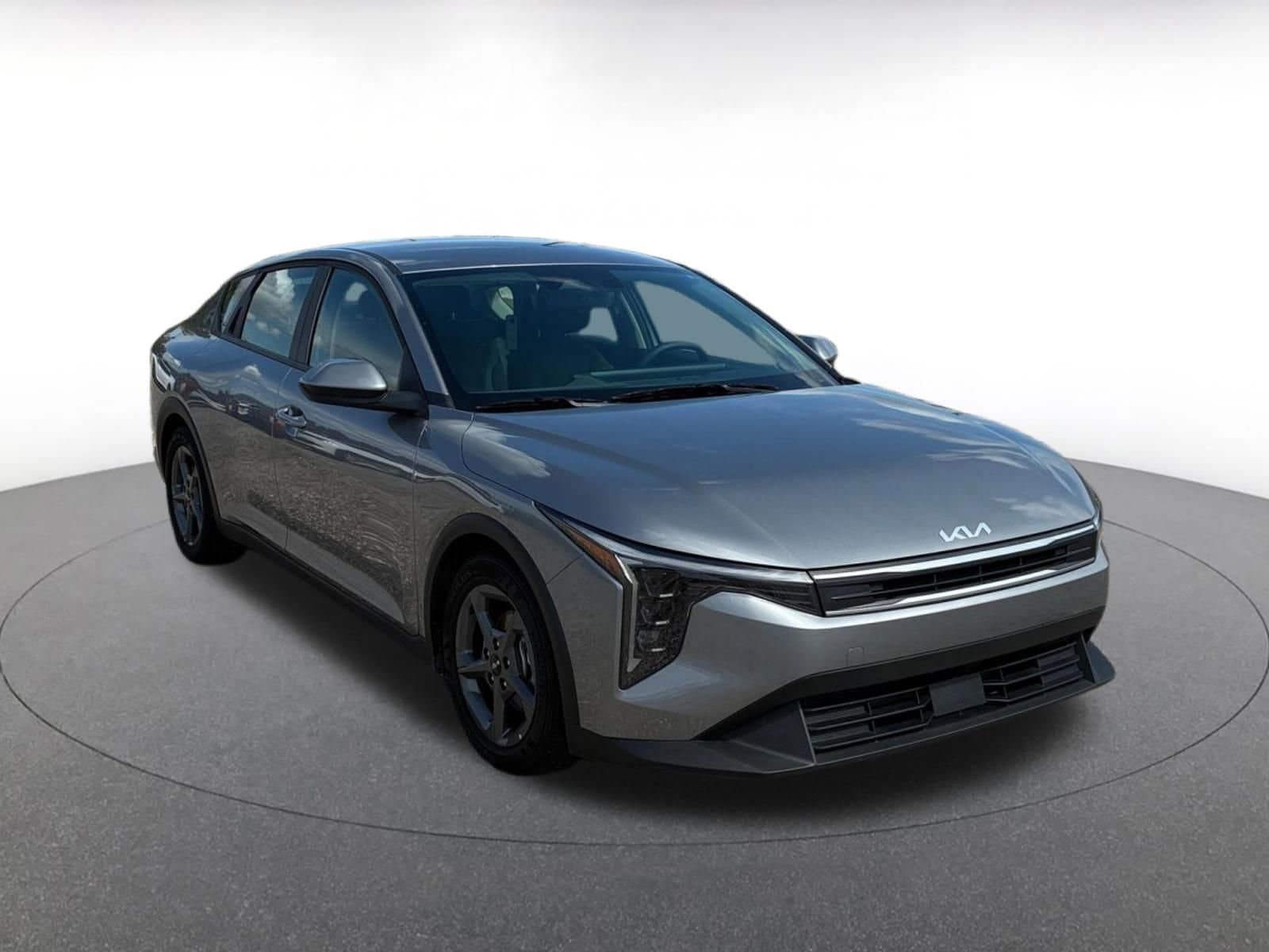 Thumbnail: 2025 Kia K4 - 1