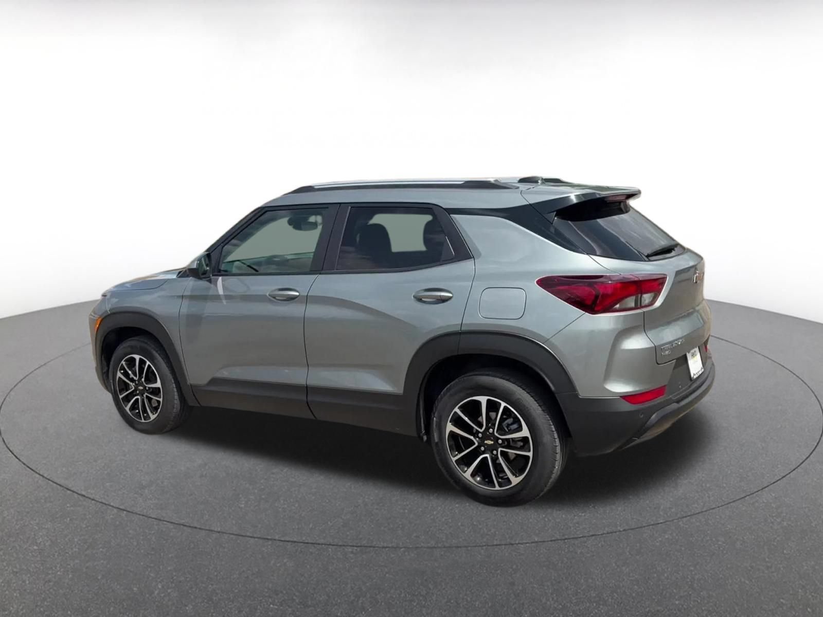 Thumbnail: 2025 Chevrolet TrailBlazer - 10