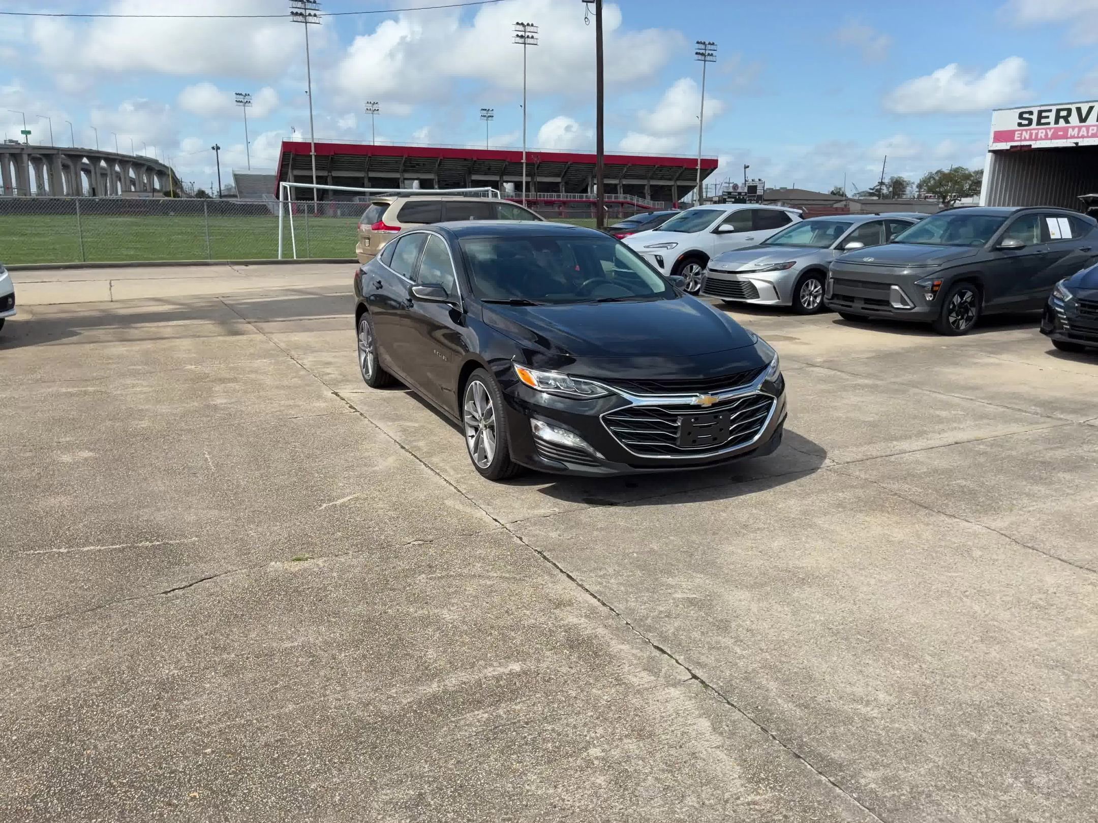 Thumbnail: 2024 Chevrolet Malibu - 6