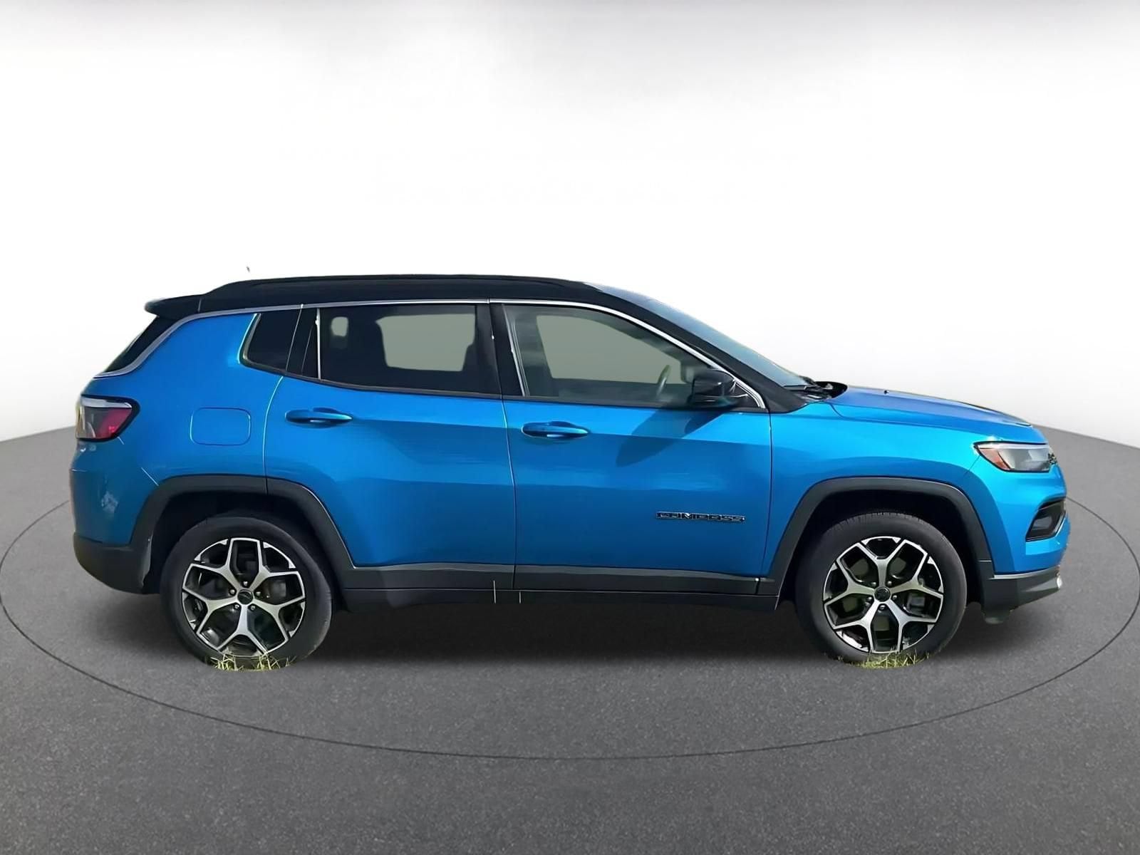 Thumbnail: 2025 Jeep Compass - 13