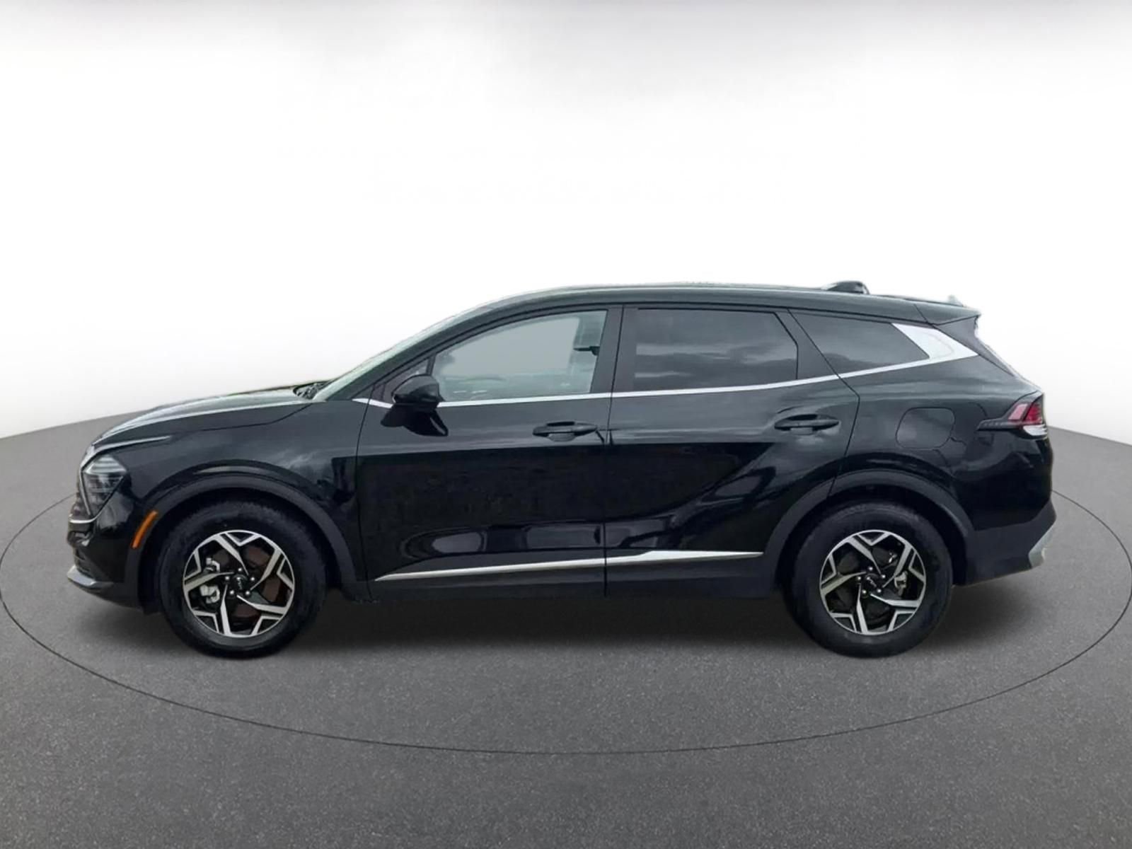 Thumbnail: 2025 Kia Sportage - 9