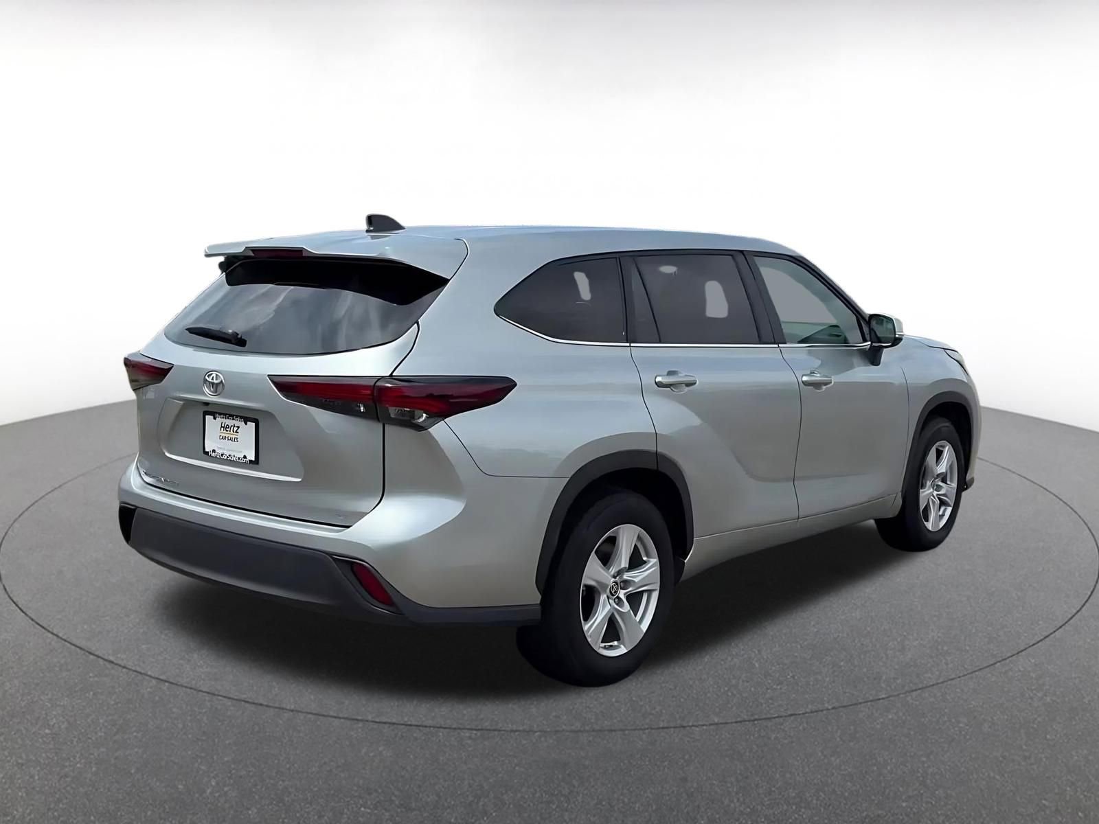 Thumbnail: 2025 Toyota Highlander - 14