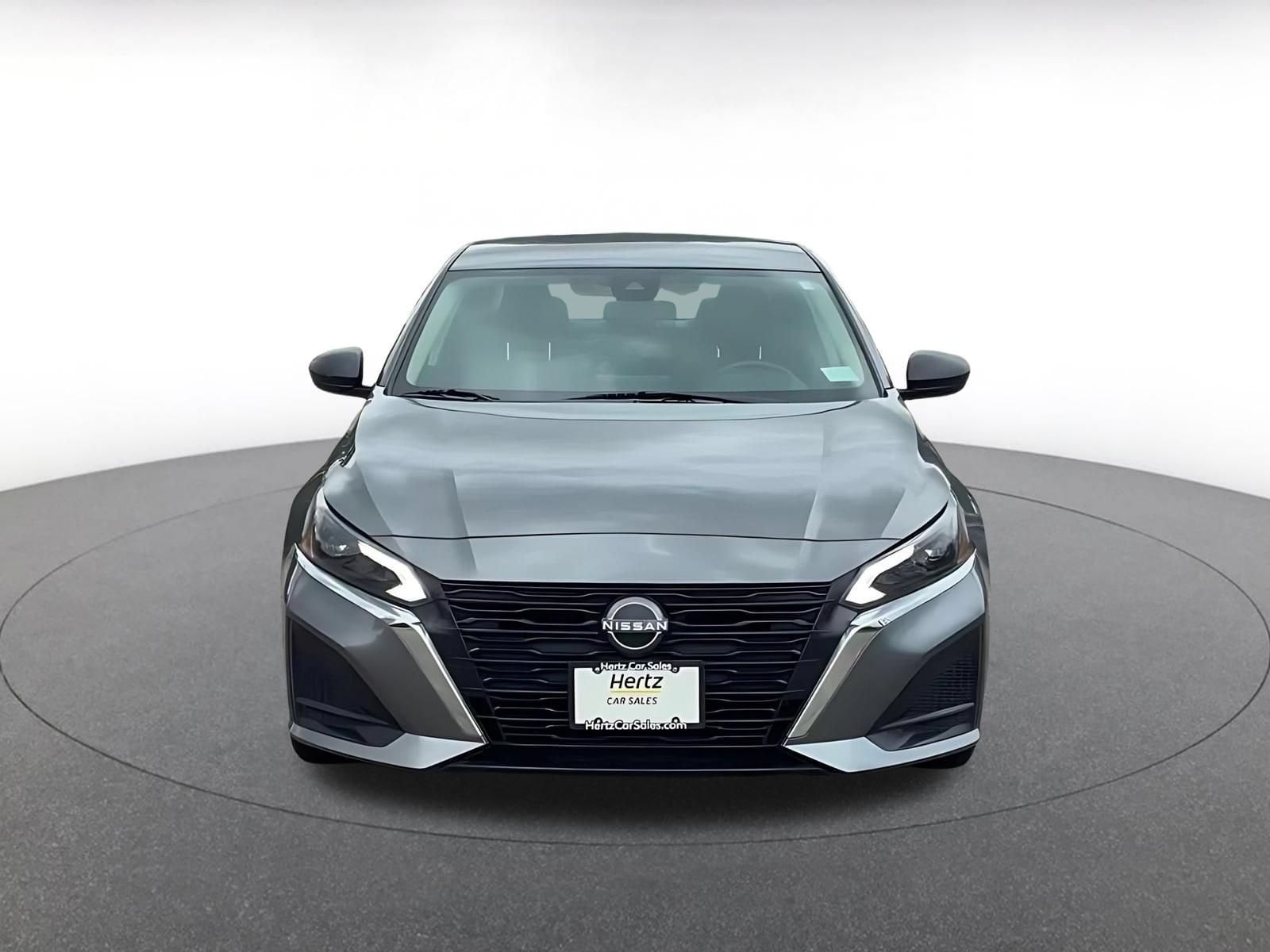 Thumbnail: 2025 Nissan Altima - 4