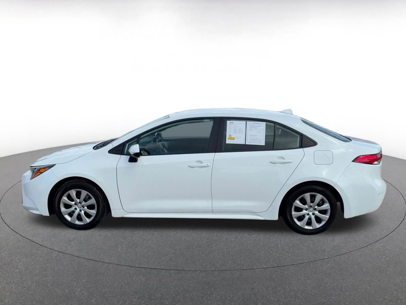 Thumbnail: 2025 Toyota Corolla - 9