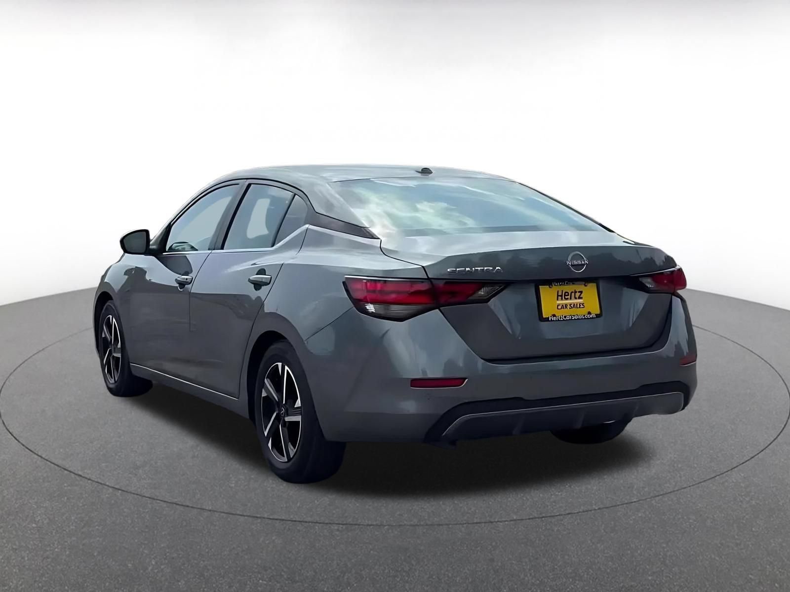 Thumbnail: 2025 Nissan Sentra - 11