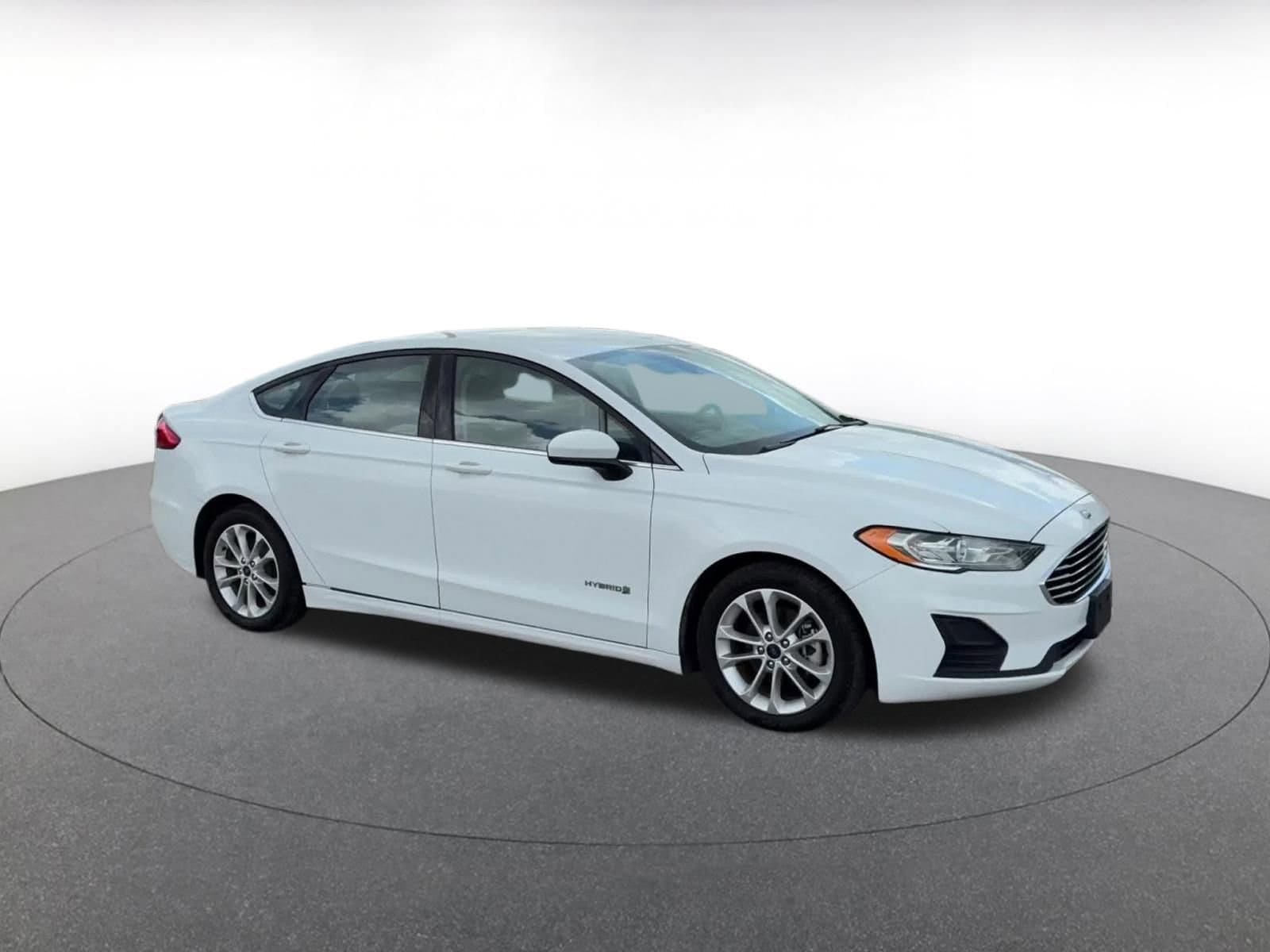 Thumbnail: 2019 Ford Fusion - 2