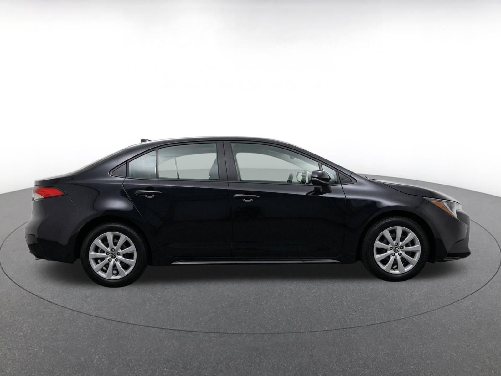 Thumbnail: 2025 Toyota Corolla - 8
