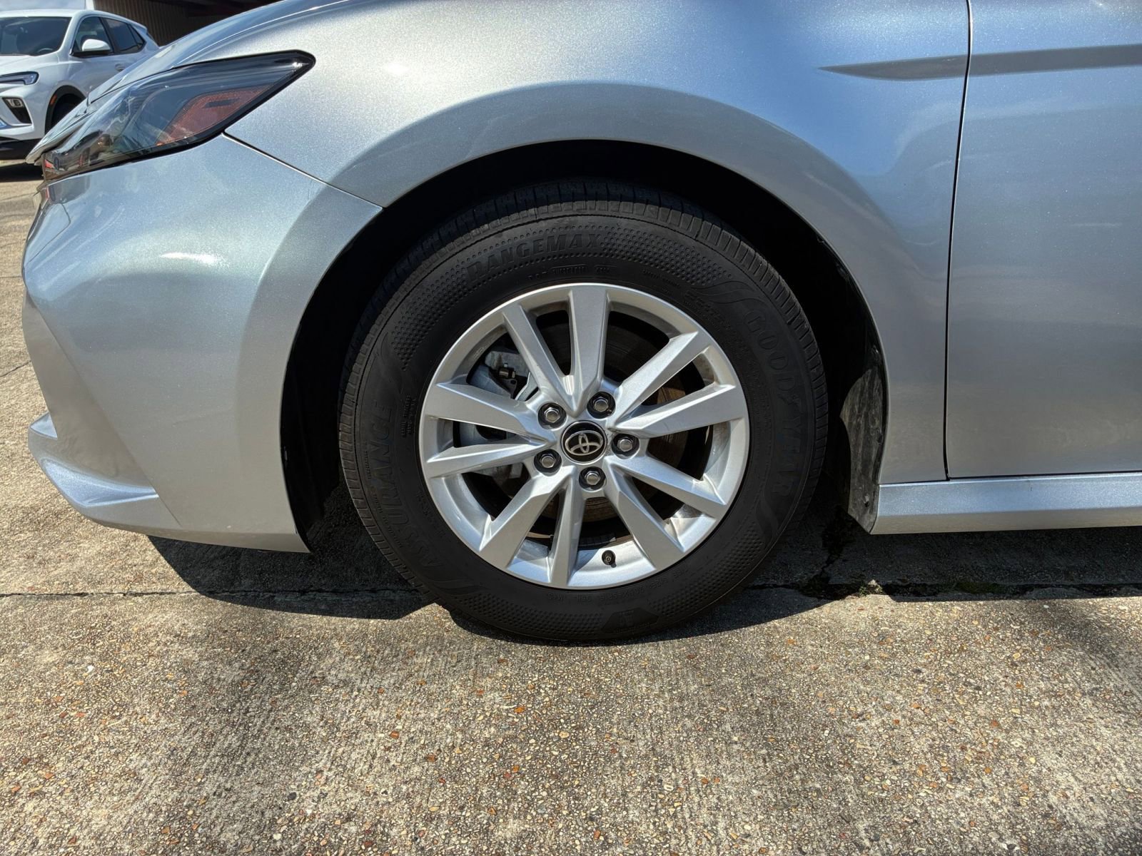 Thumbnail: 2025 Toyota Camry - 29