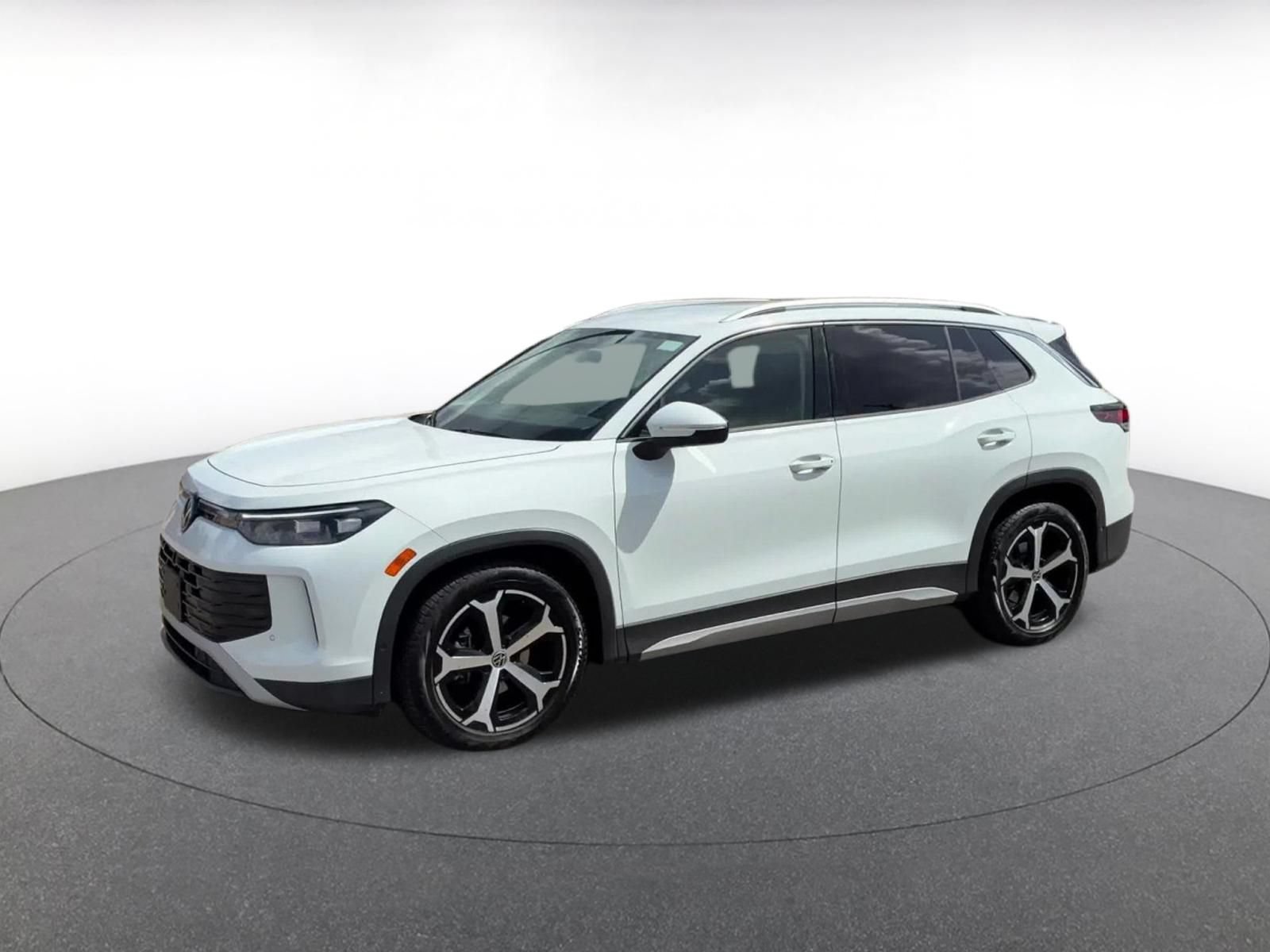 Thumbnail: 2026 Volkswagen Tiguan - 8