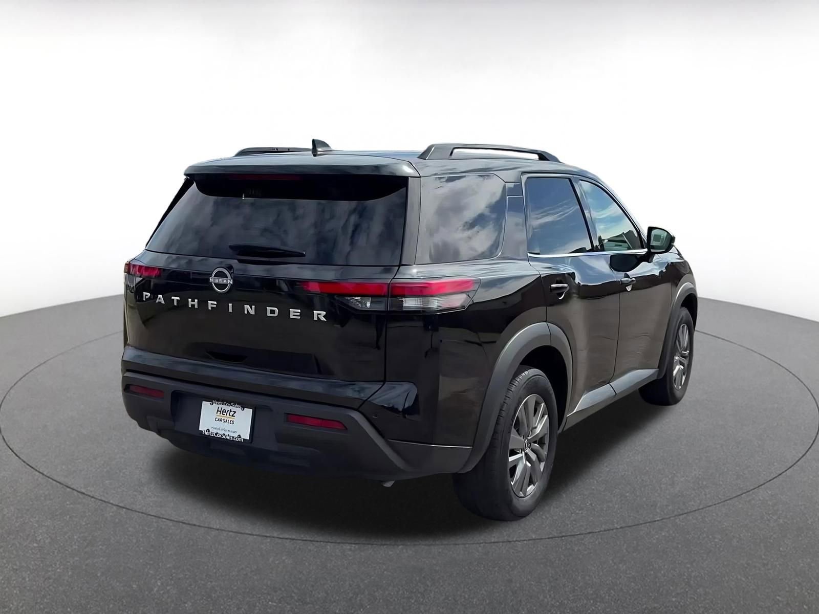Thumbnail: 2025 Nissan Pathfinder - 14
