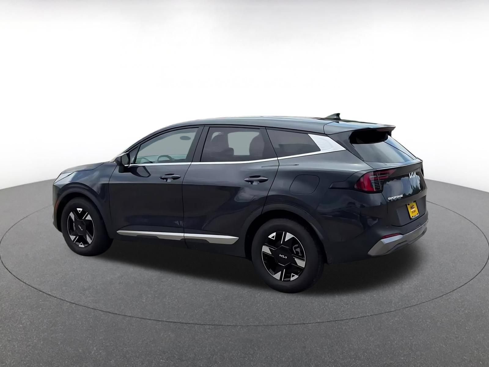 Thumbnail: 2026 Kia Sportage - 8