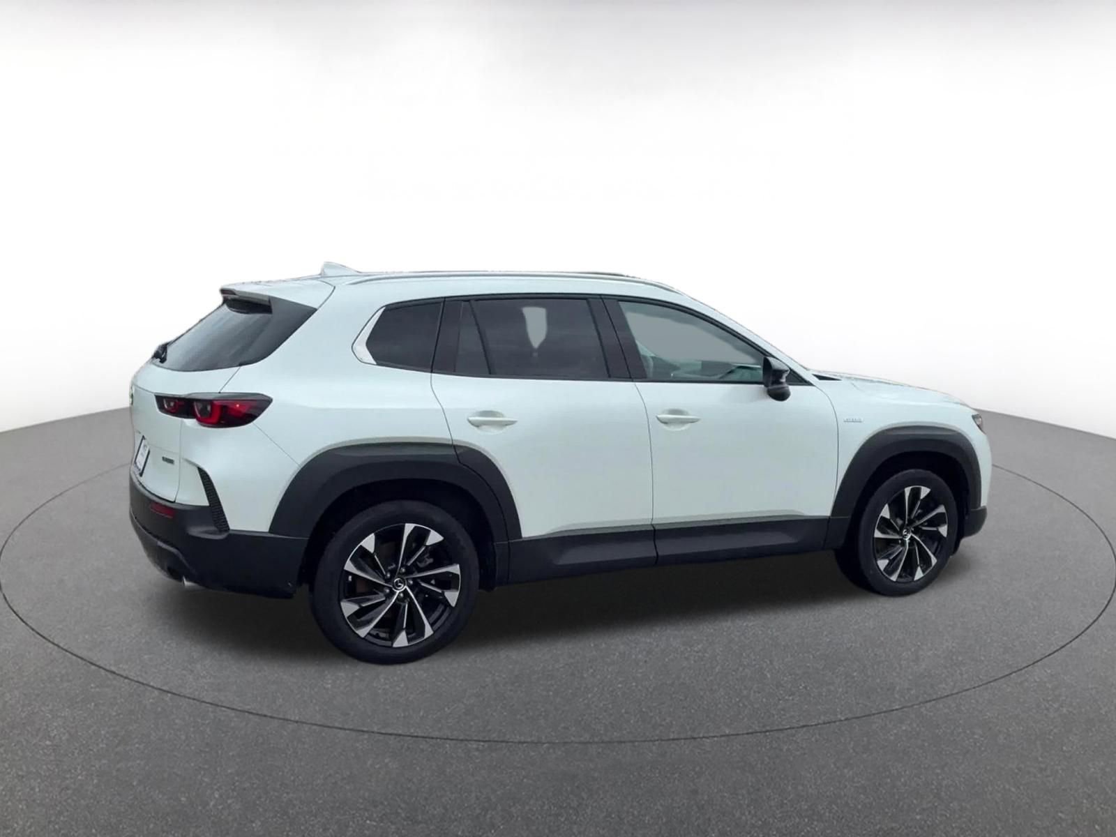Thumbnail: 2025 Mazda CX-50 - 15